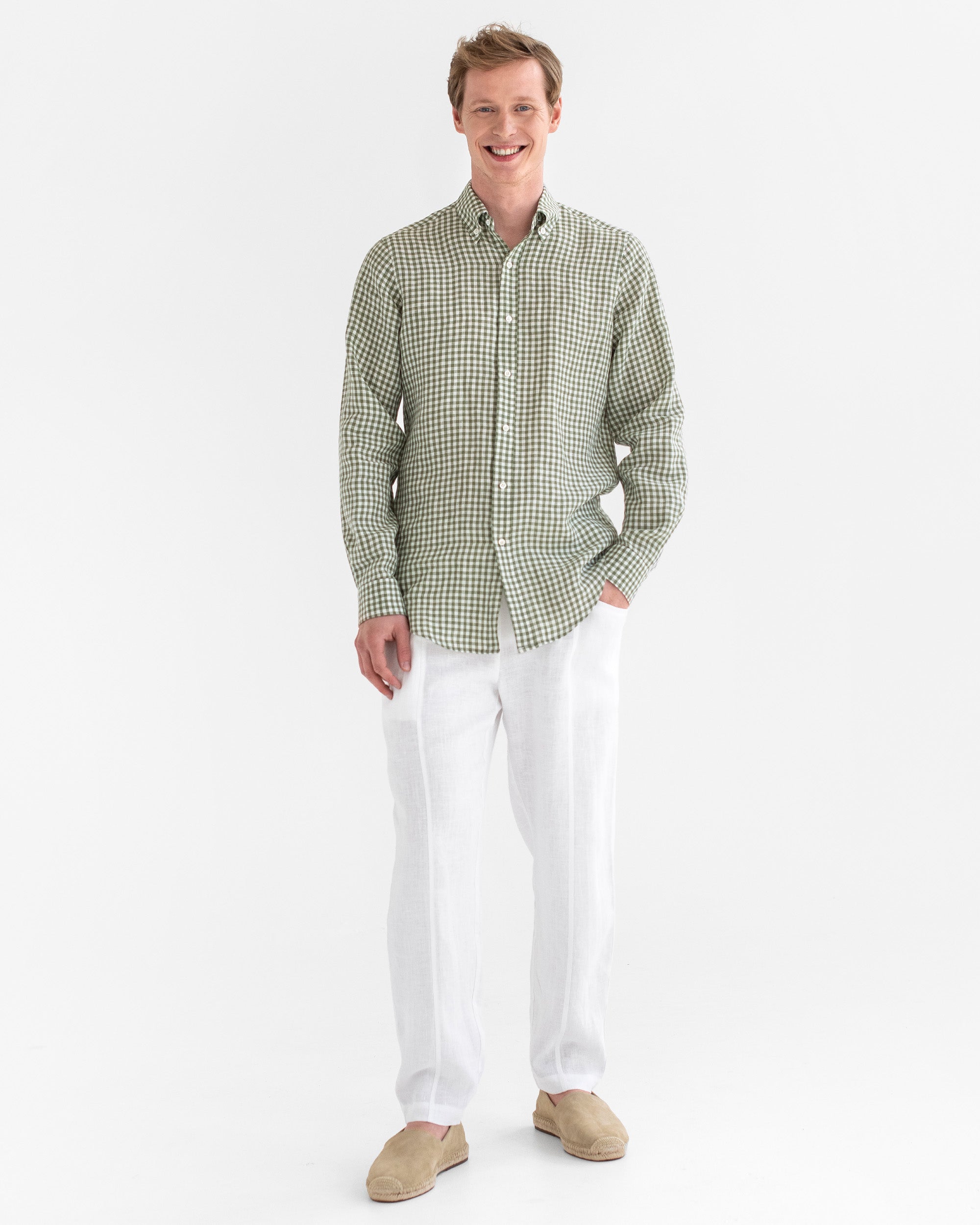 Men's Classic Linen Shirt WENGEN in Forest Green Gingham | MagicLinen