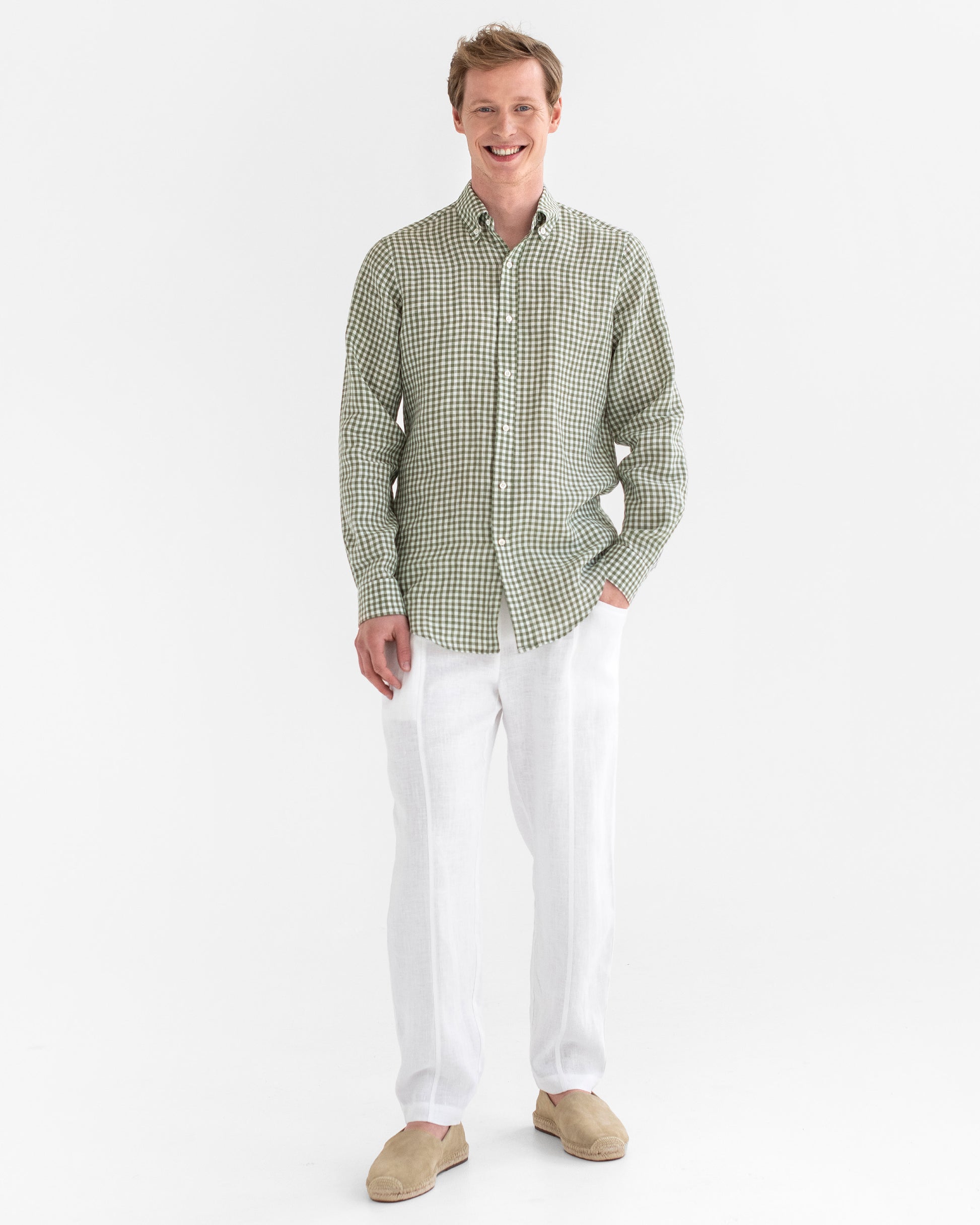 Men's classic linen shirt WENGEN in Forest green gingham - MagicLinen