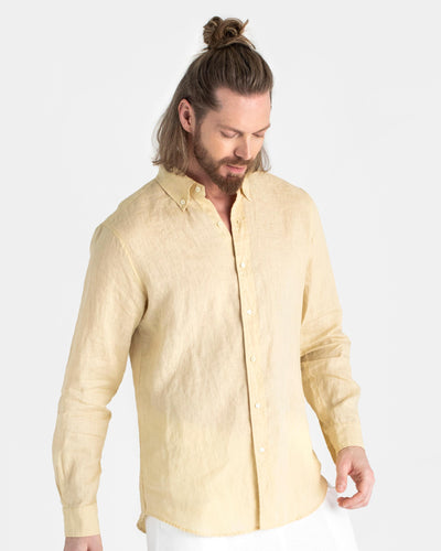 Men's classic linen shirt WENGEN in Cream - MagicLinen modelBoxOn