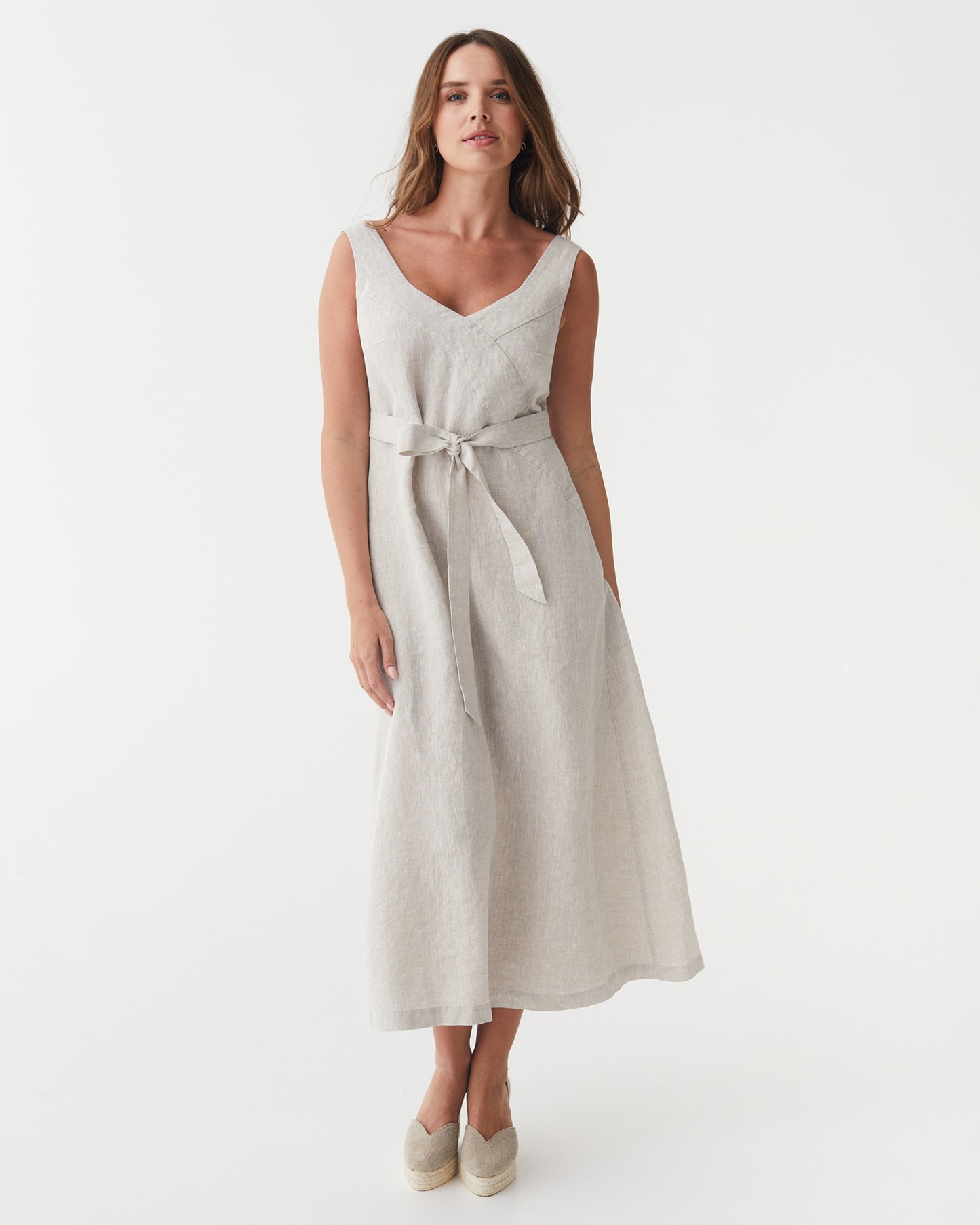 A-line Linen Dress CHILOE in Natural Melange | MagicLinen modelBoxOn