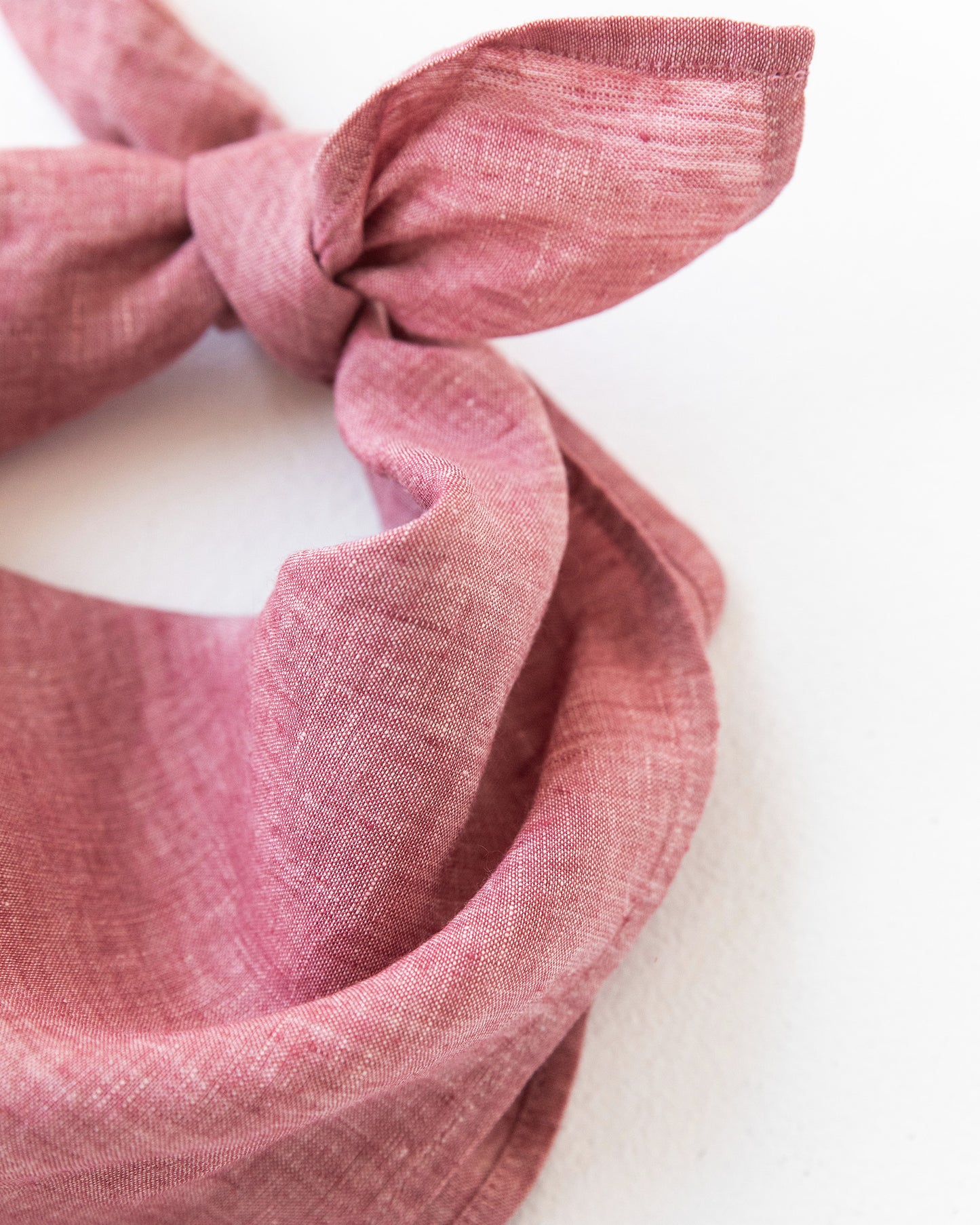 Linen Bandana in Cranberry - MagicLinen