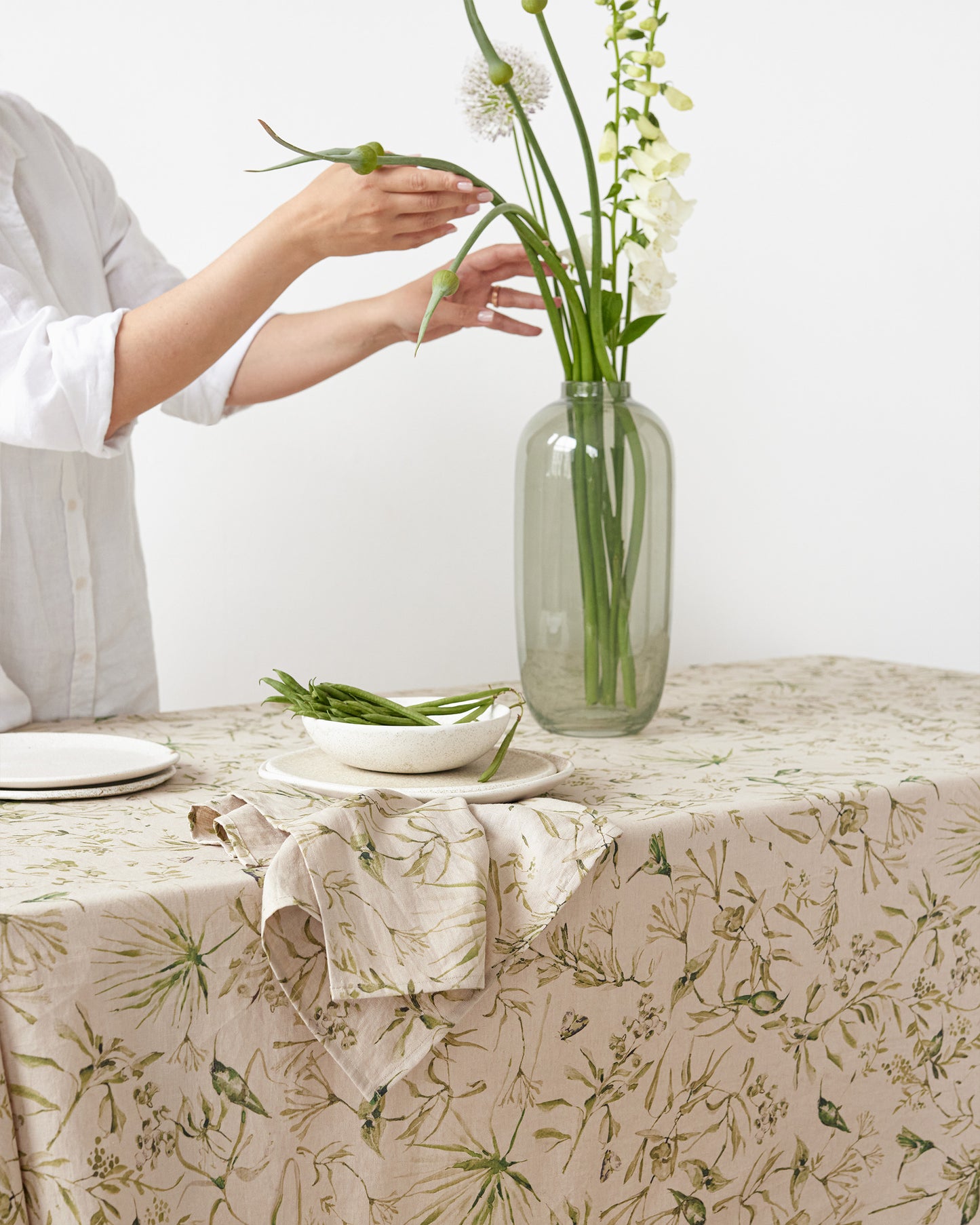Leinentischdecke mit botanischem Druck