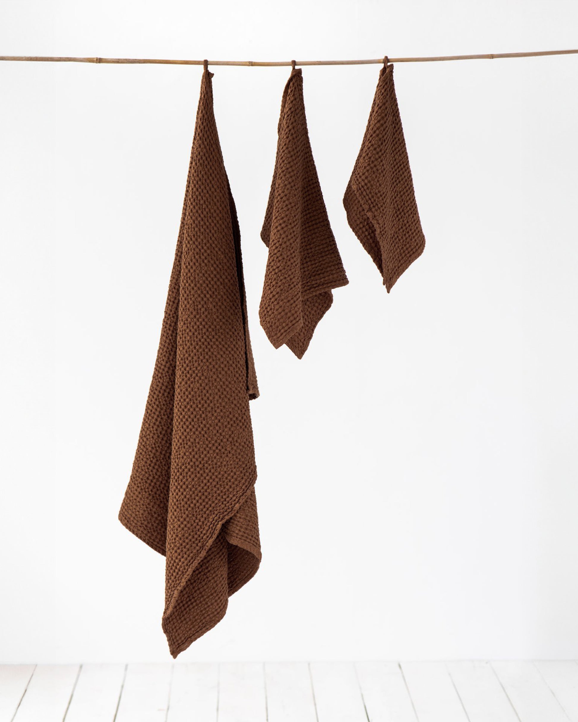 Chocolate brown Linen Towel | MagicLinen