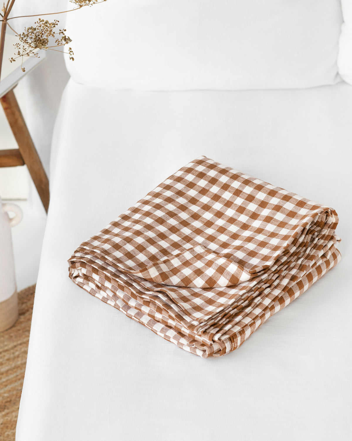 Cinnamon gingham linen flat sheet