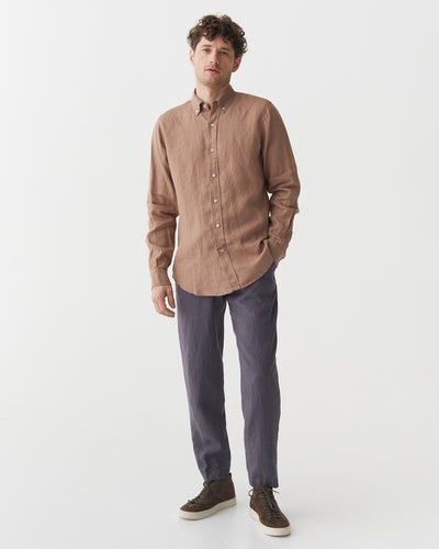 Classic men's linen shirt SINTRA in Pastel brown | MagicLinen modelBoxOn