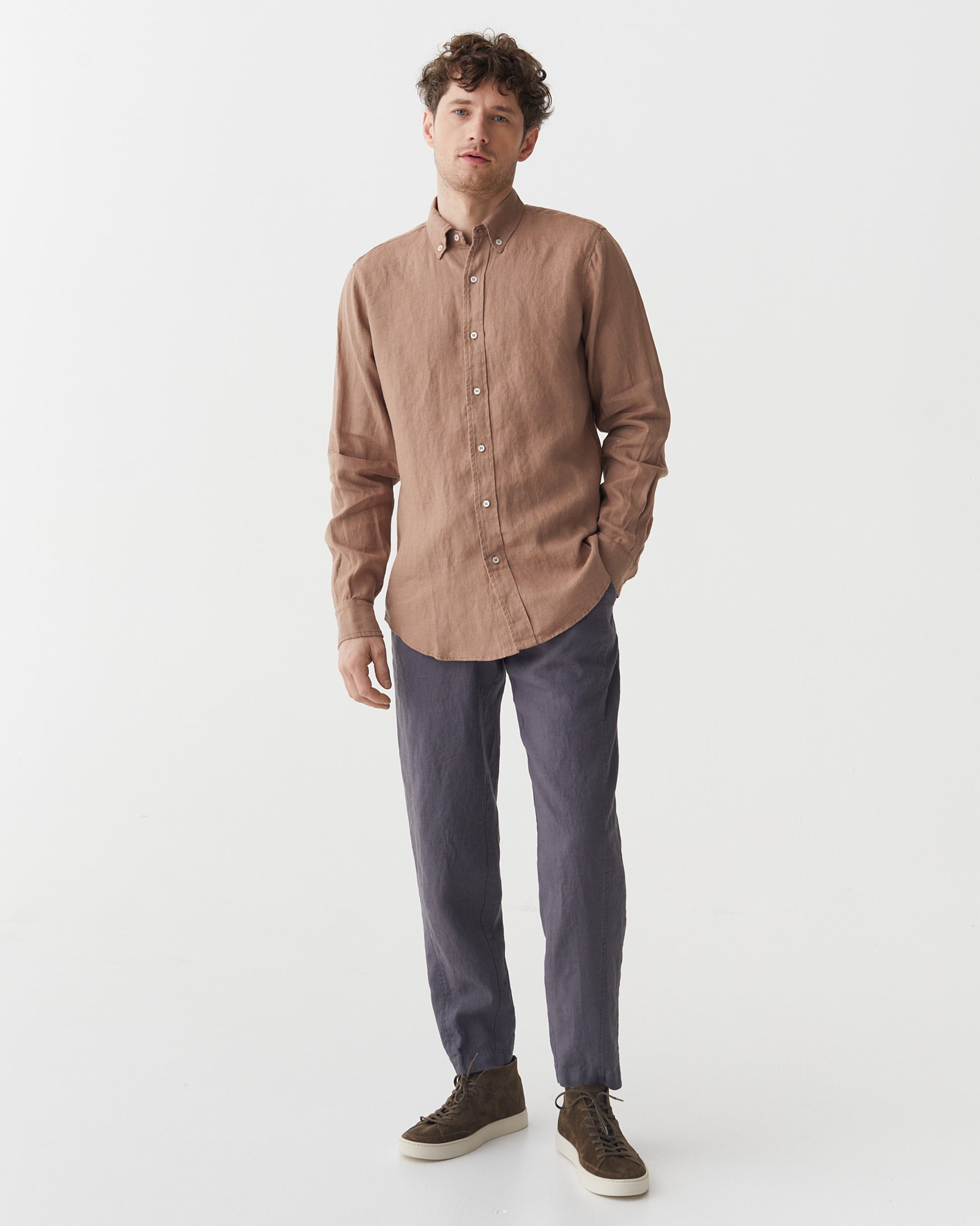 Classic Men's Linen Shirt Sintra in Pastel Brown | MagicLinen M Classic Men's Linen Shirt Sintra in Pastel Brown | MagicLinen M