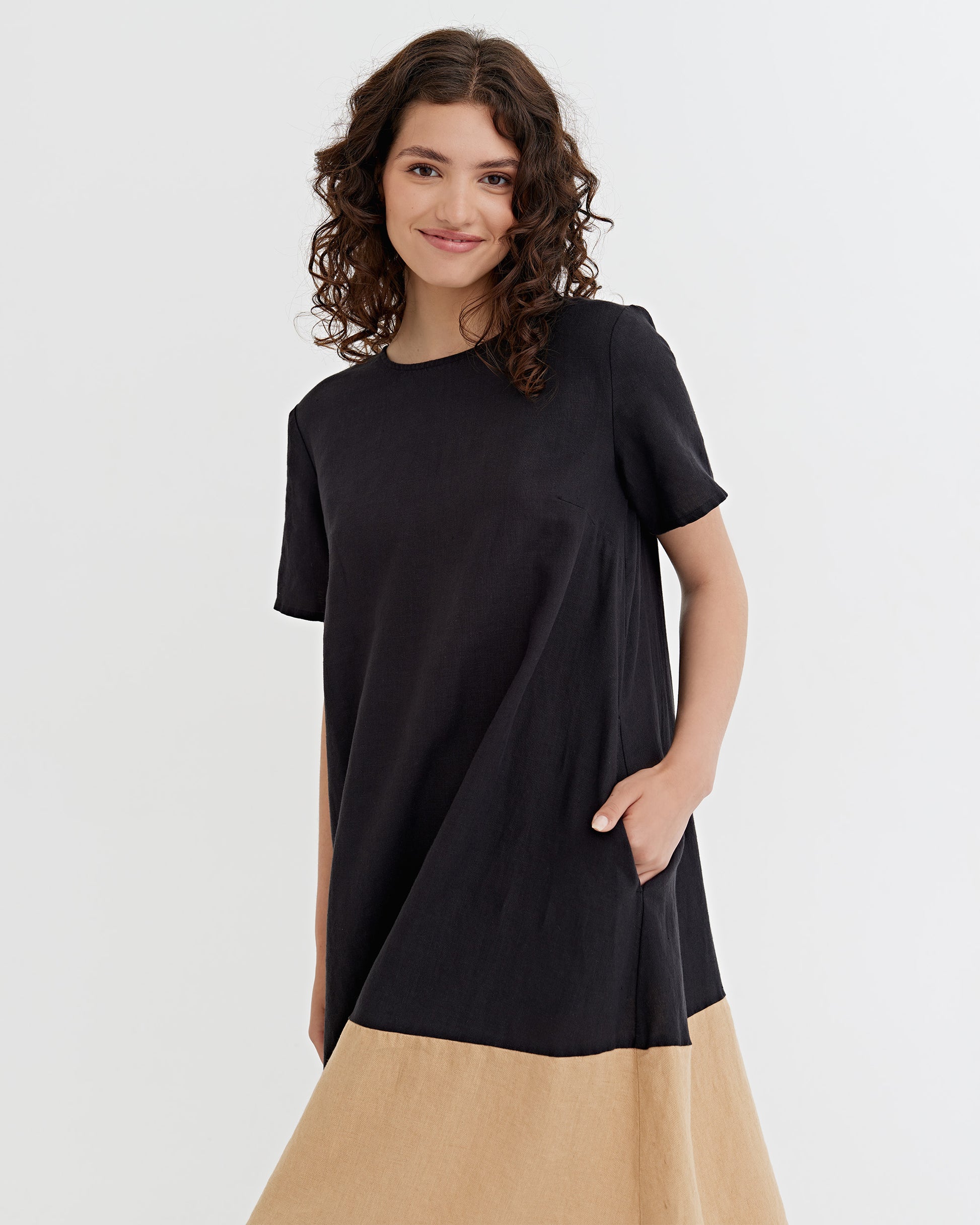 Color-Block Linen Dress Scilla in Black-Caramel | MagicLinen XL Color-Block Linen Dress Scilla in Black-Caramel | MagicLinen XL