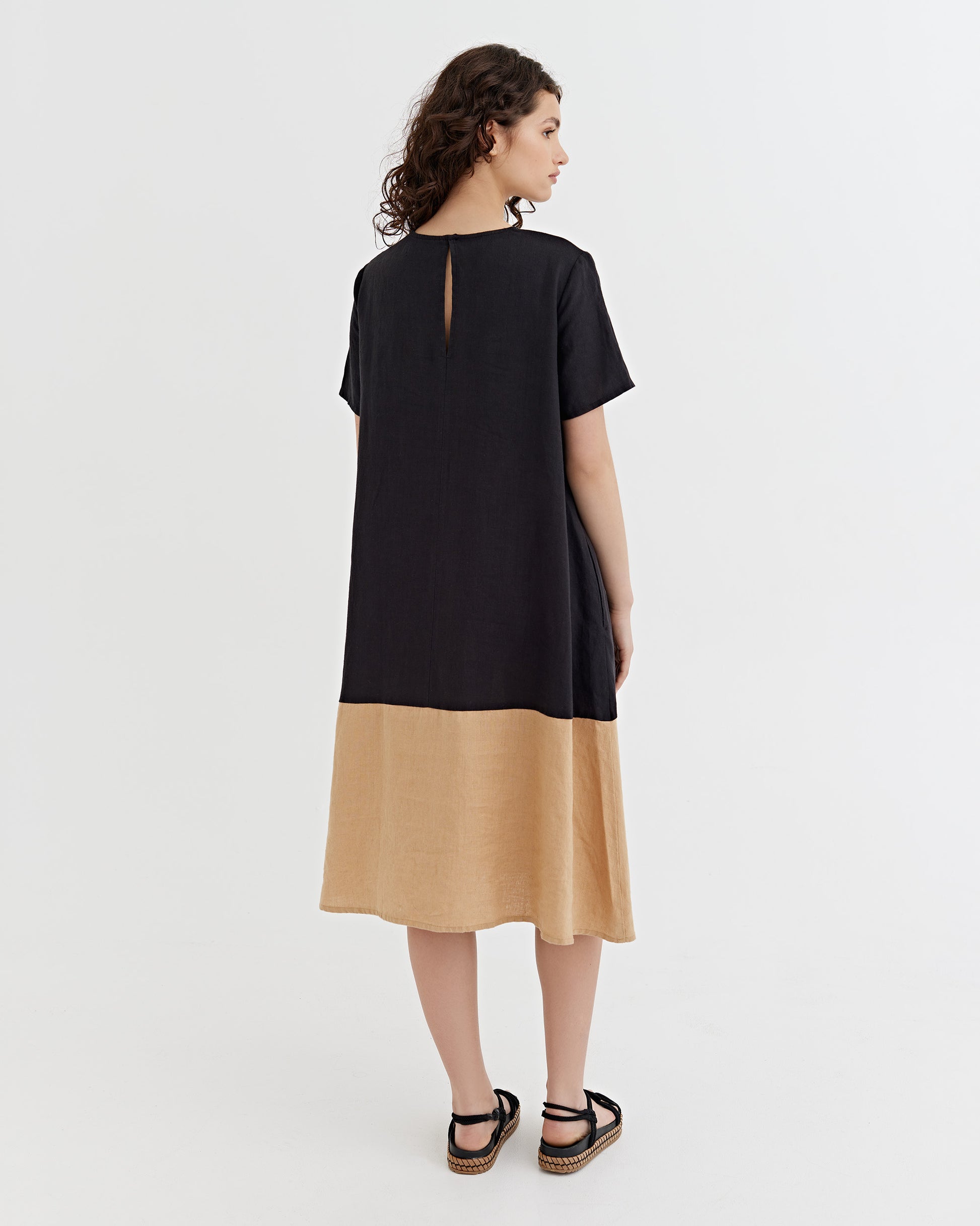 Color-block Linen Dress SCILLA in black-caramel | MagicLinen XL Color-block Linen Dress SCILLA in black-caramel | MagicLinen XL