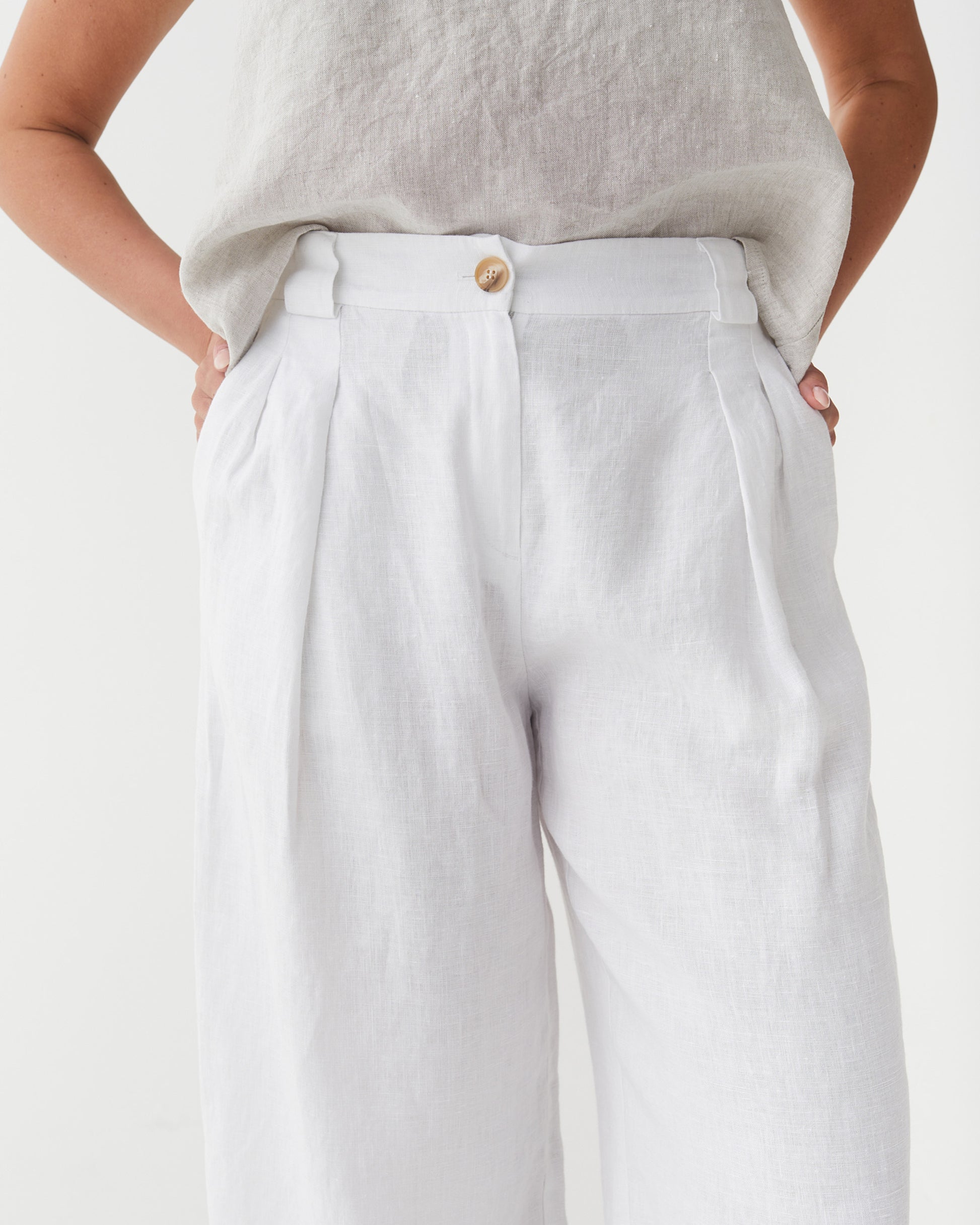 Cropped Linen Pants ISCHIA in White | MagicLinen