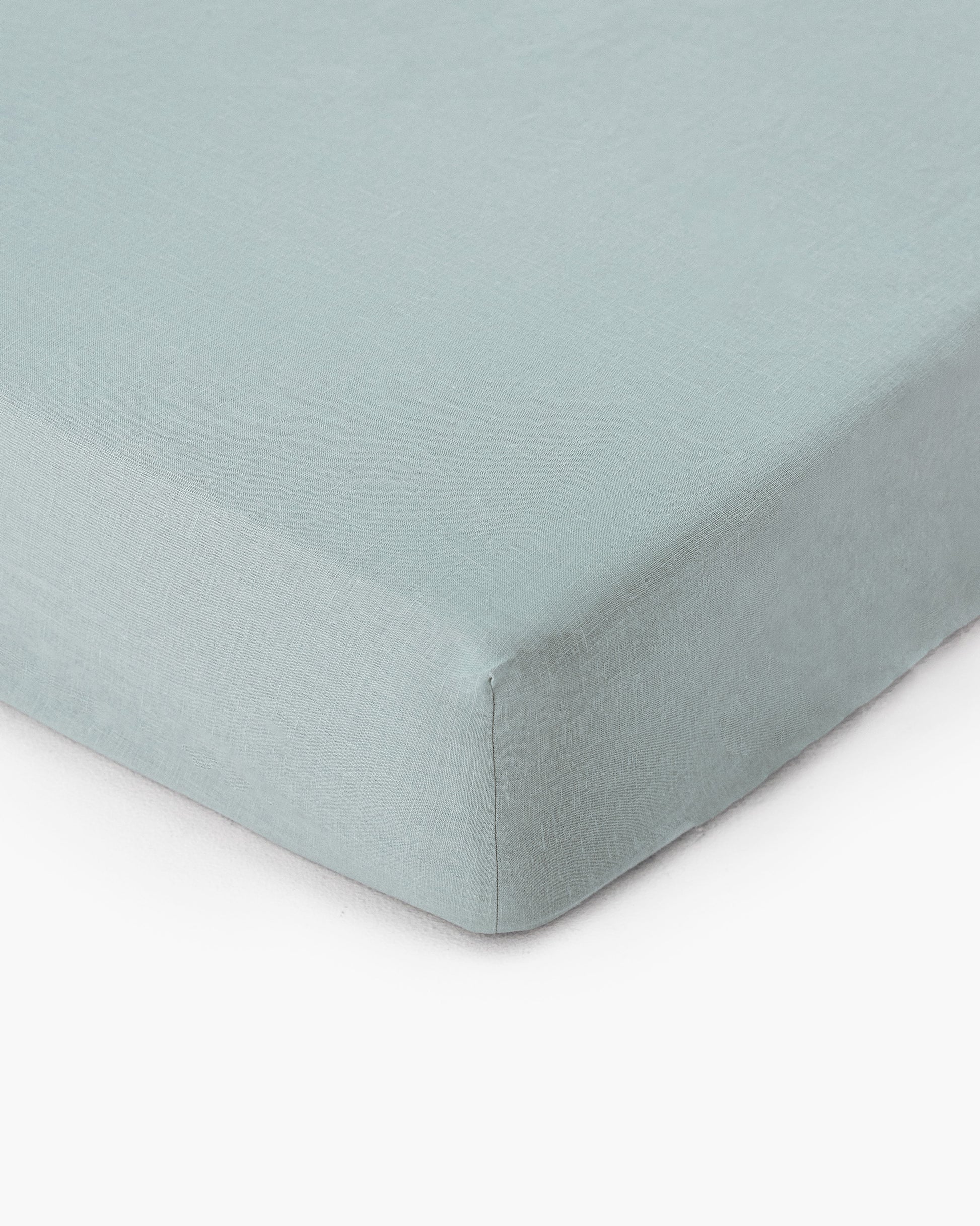 Dusty blue linen fitted sheet - MagicLinen