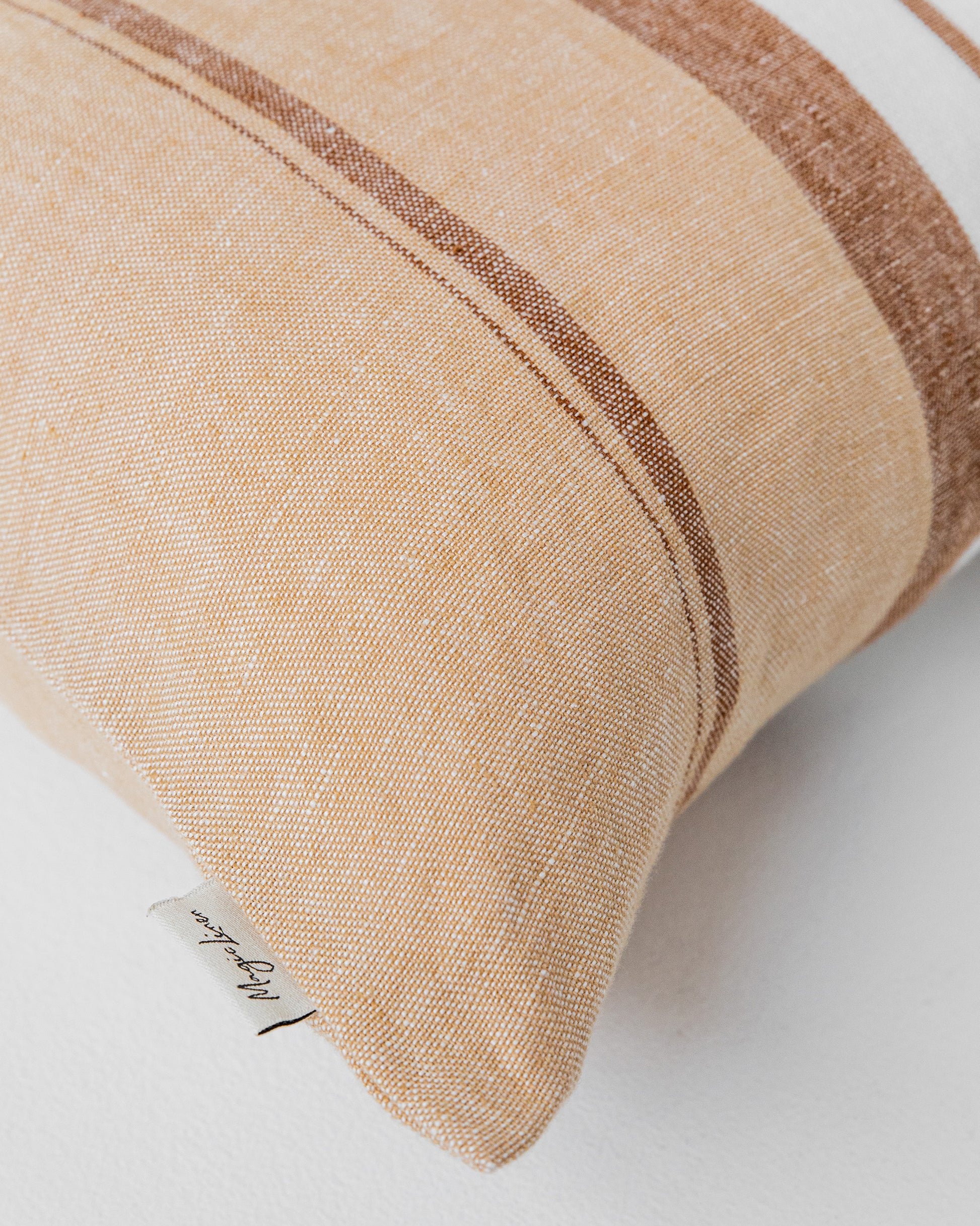 Cushion cover with zipper in French stripe - MagicLinen