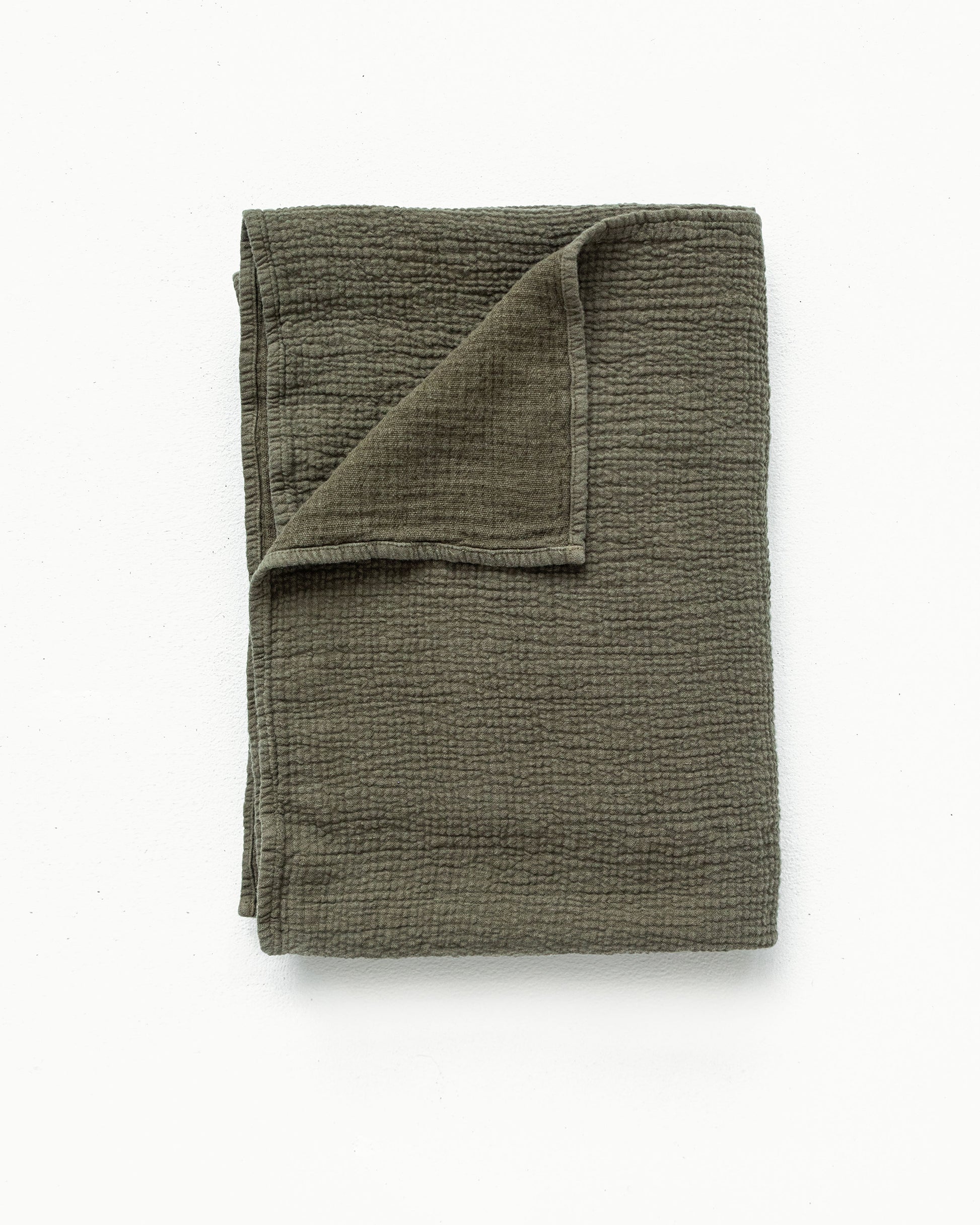 Gauze double layer linen throw in Dark green | MagicLinen