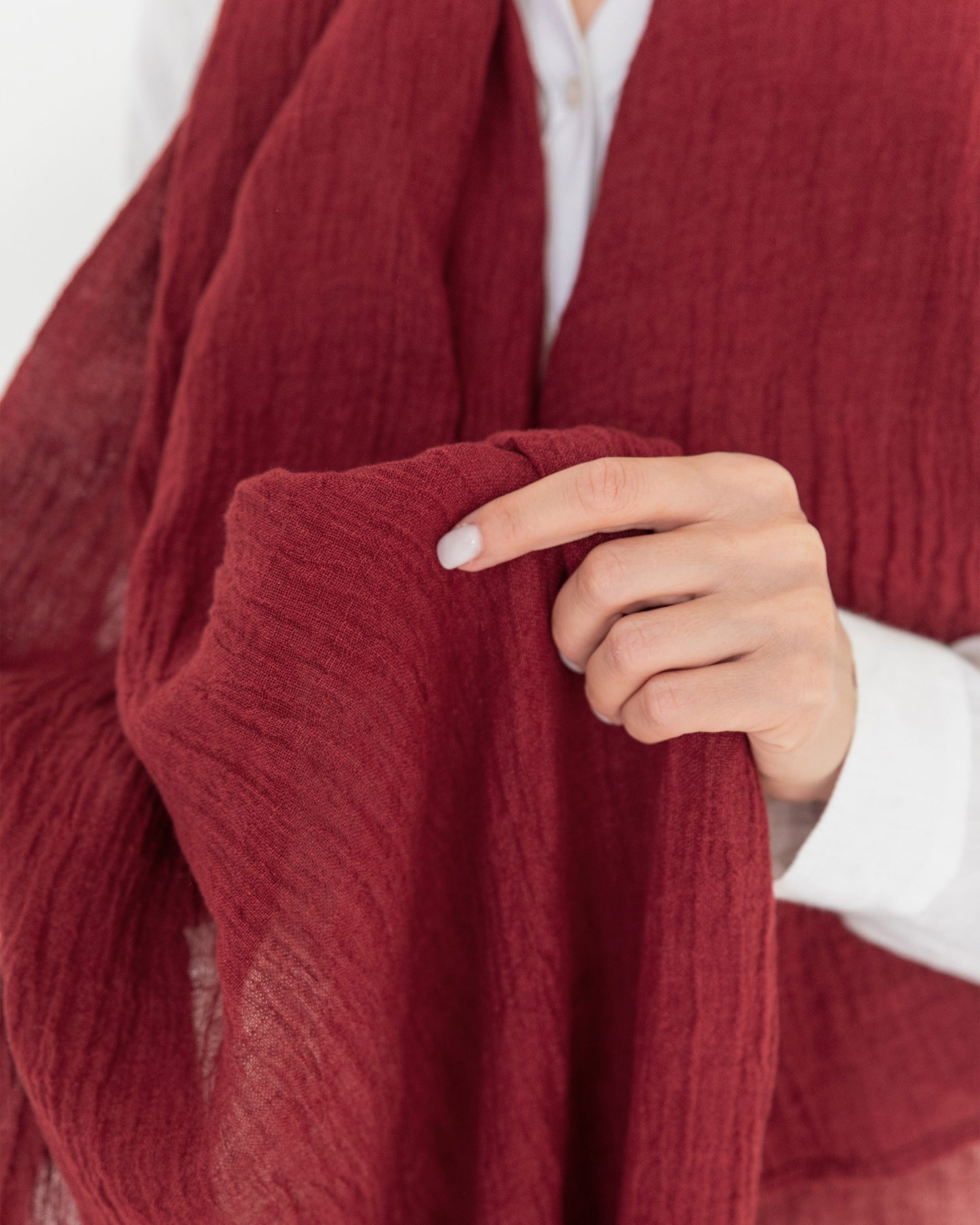 Gauze linen scarf in Burgundy red | MagicLinen