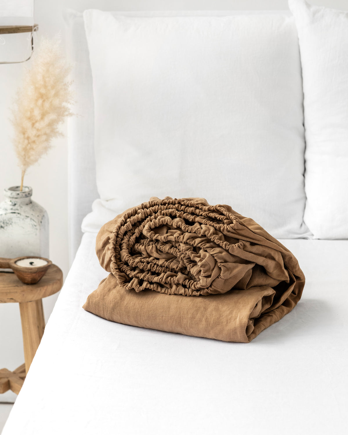 Latte linen fitted sheet