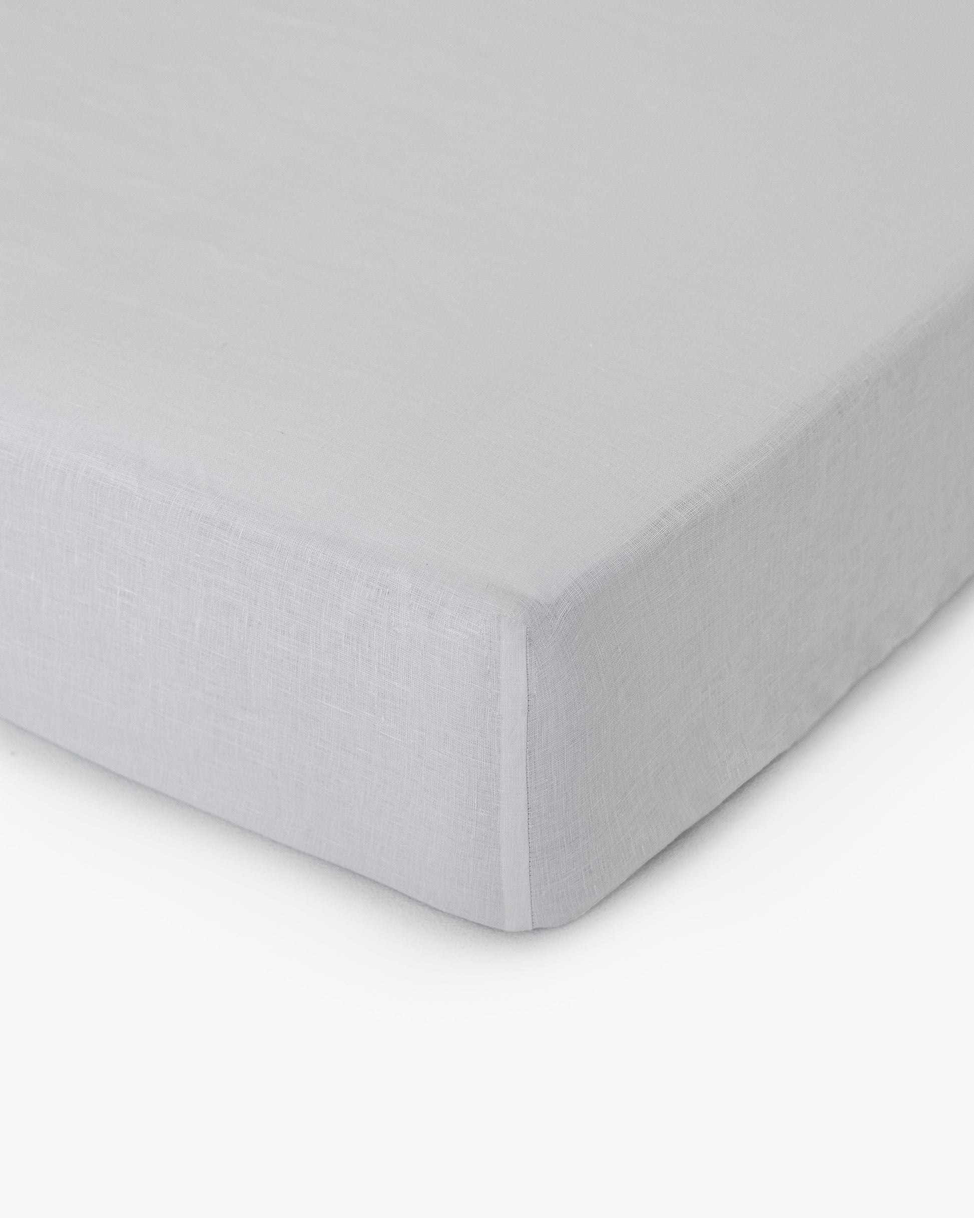 Light gray linen fitted sheet - MagicLinen