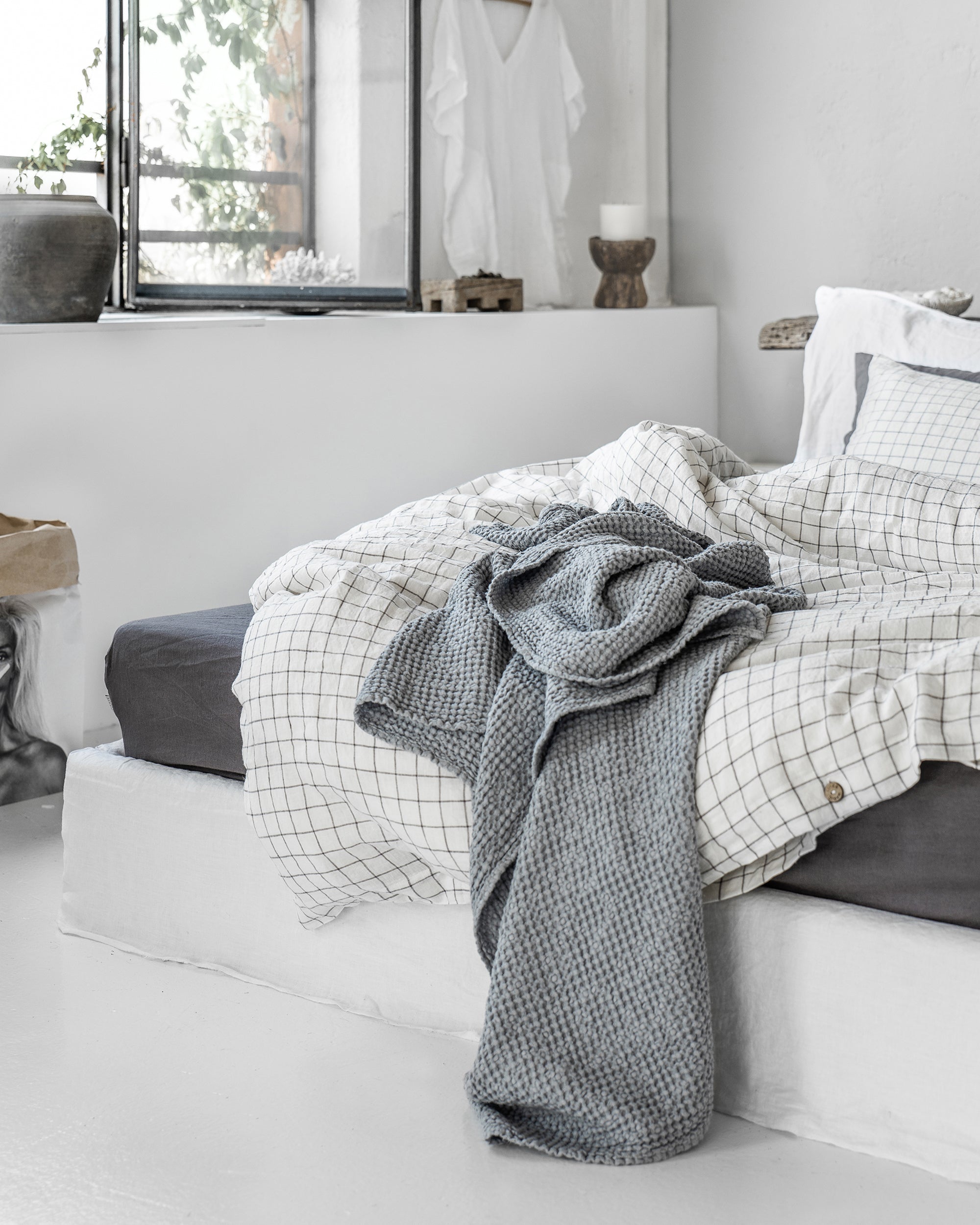 Magic linen waffle online blanket