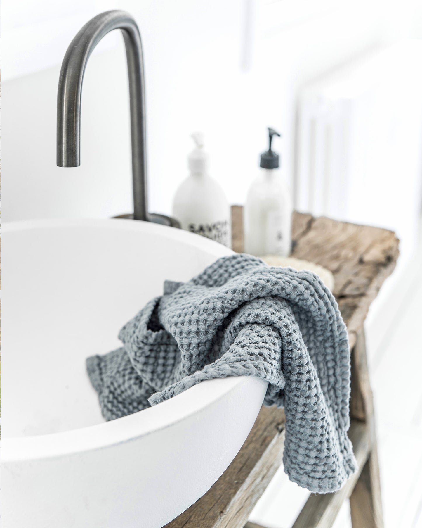 Light Grey Linen Towel | MagicLinen