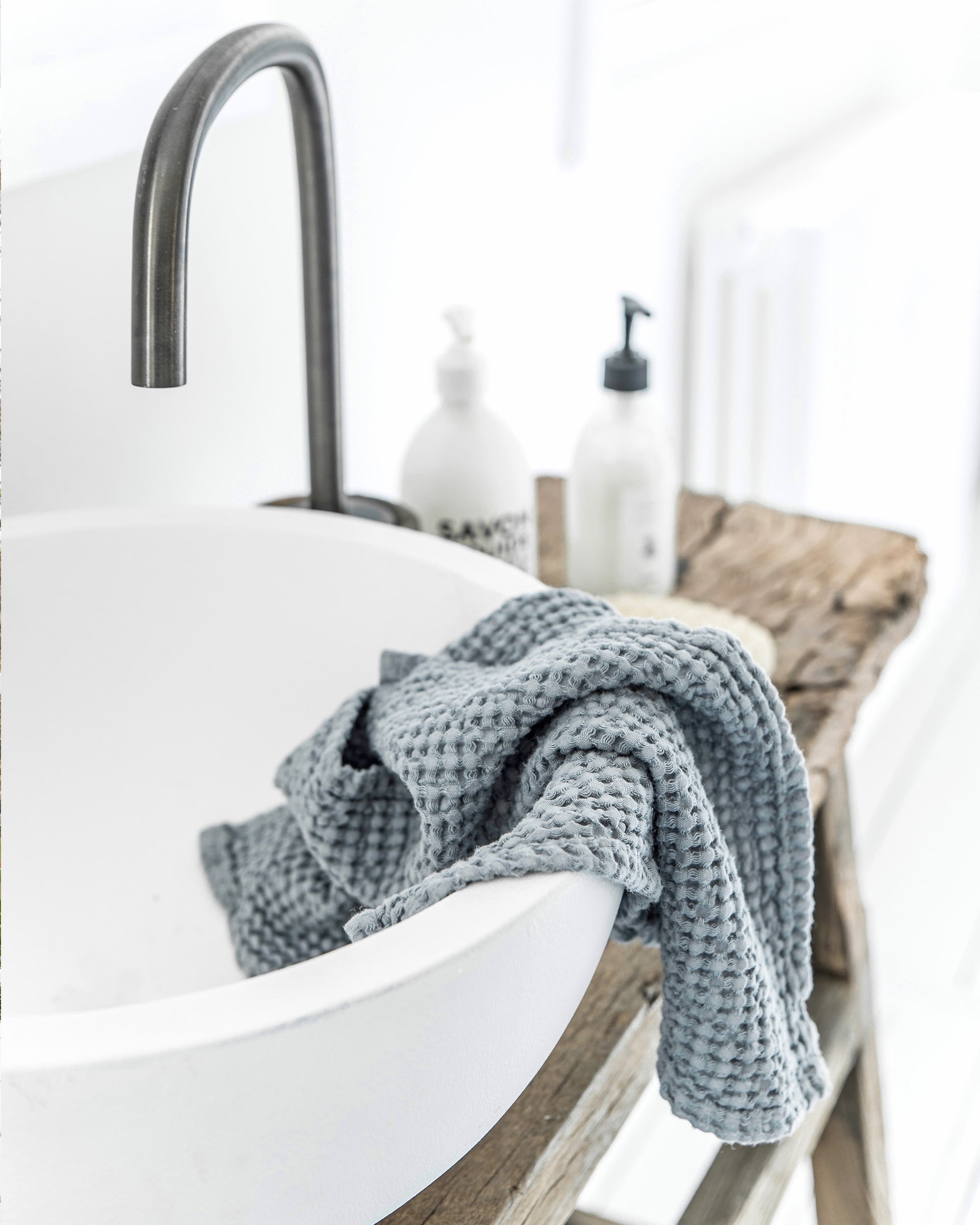 Light Grey Linen Towel | MagicLinen