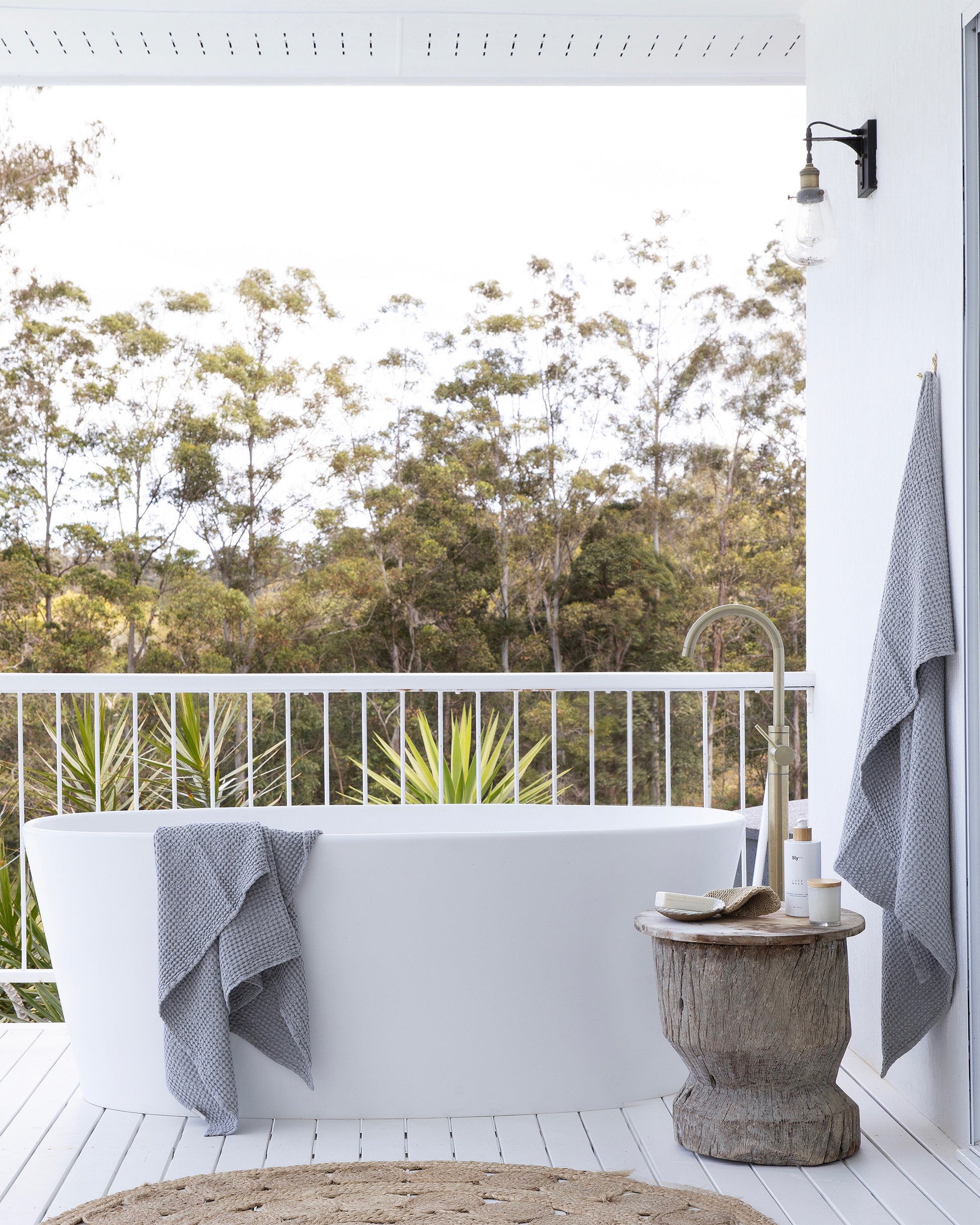 Light Grey Linen Towel | MagicLinen