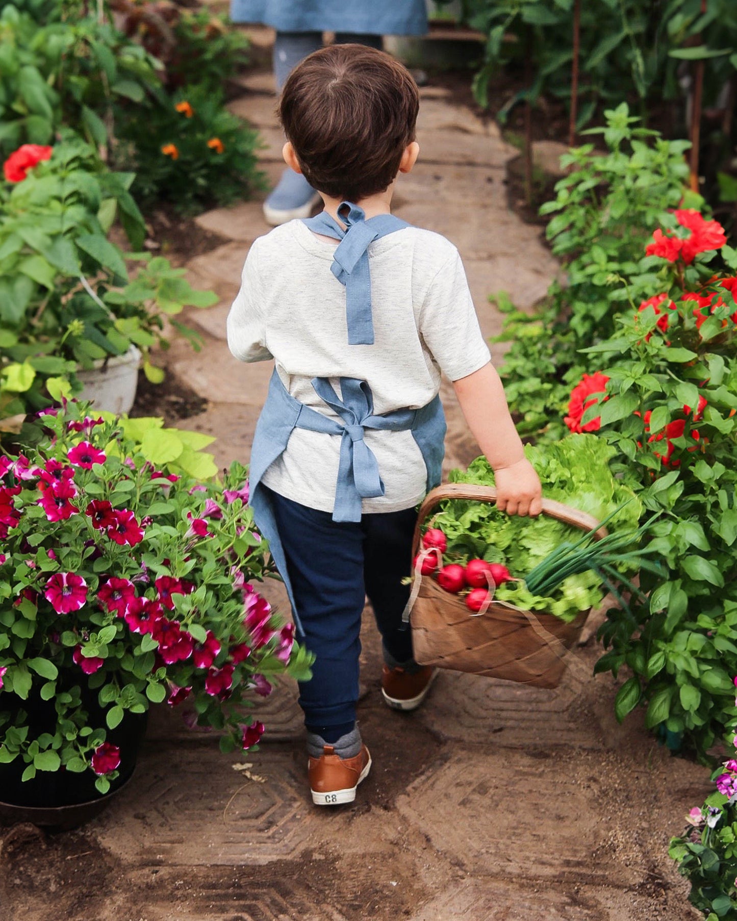 Linen apron for kids in Gray blue