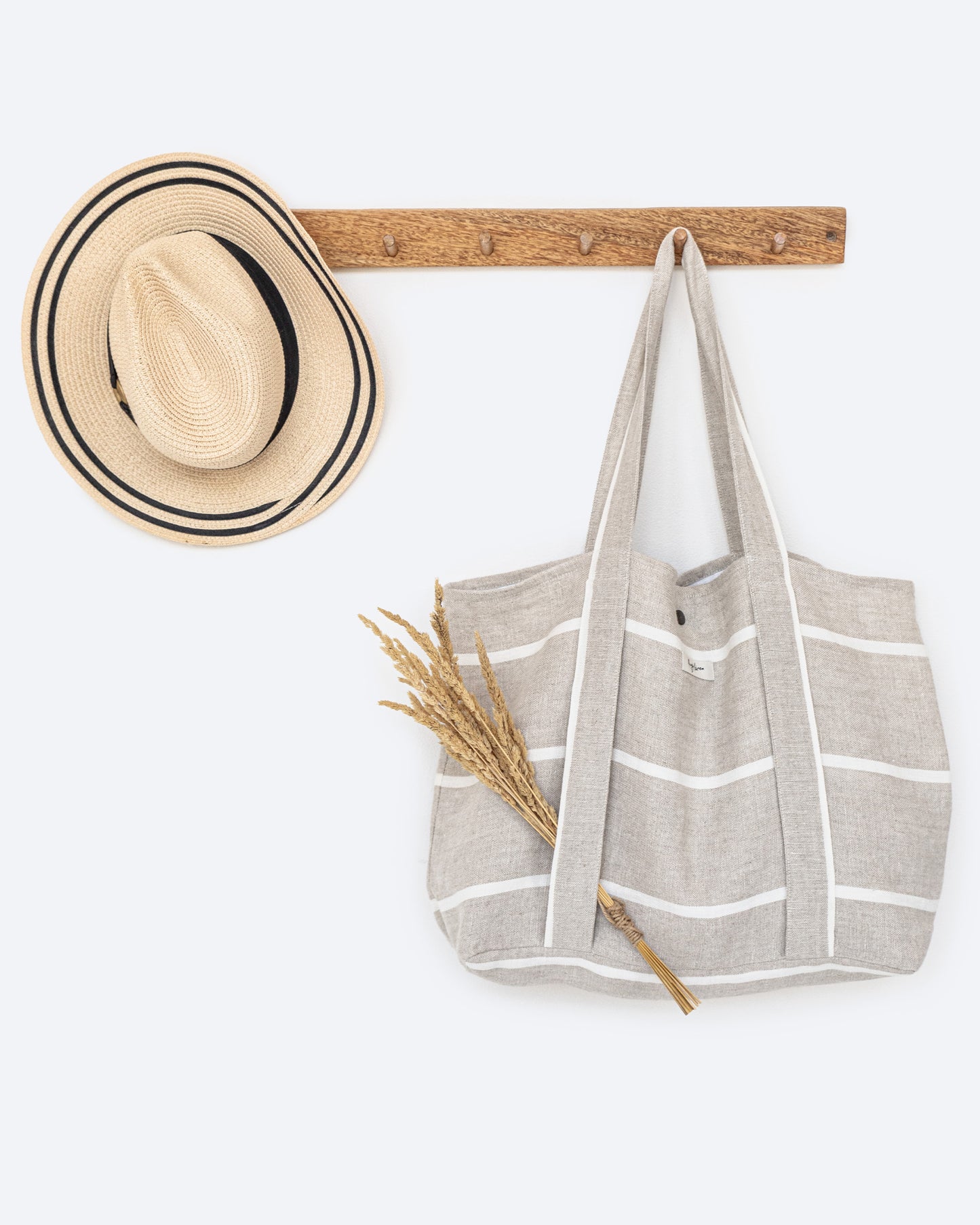 Linen beach bag in Ecru stripe - MagicLinen