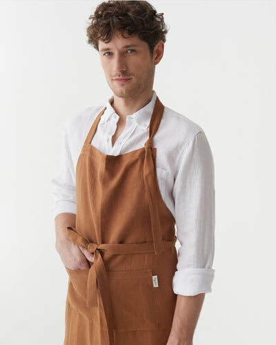 Men's linen bib apron in Cinnamon | MagicLinen