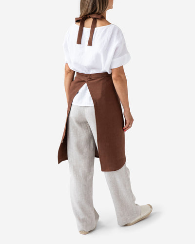 Linen bib apron in Chocolate brown | MagicLinen