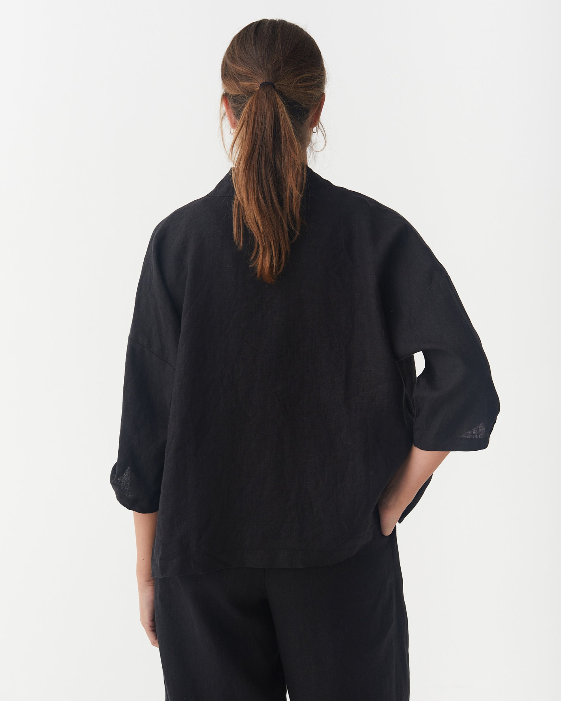 Linen kimono jacket BANOS in Black | MagicLinen