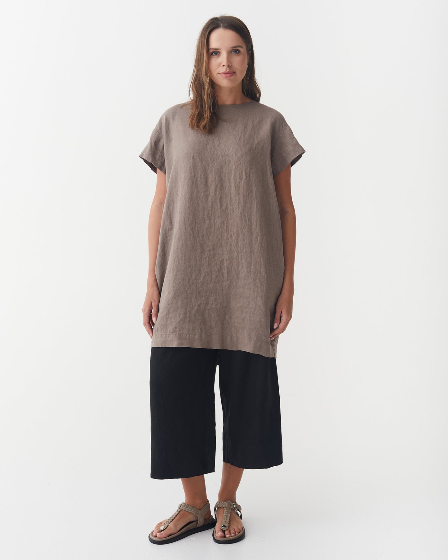 Linen mini dress SIWA in Deep taupe | MagicLinen