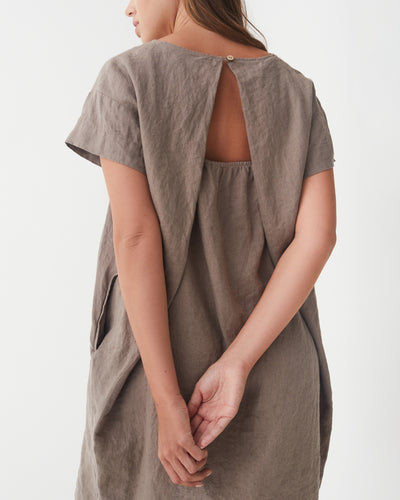 Linen mini dress SIWA in Deep taupe | MagicLinen modelBoxOn