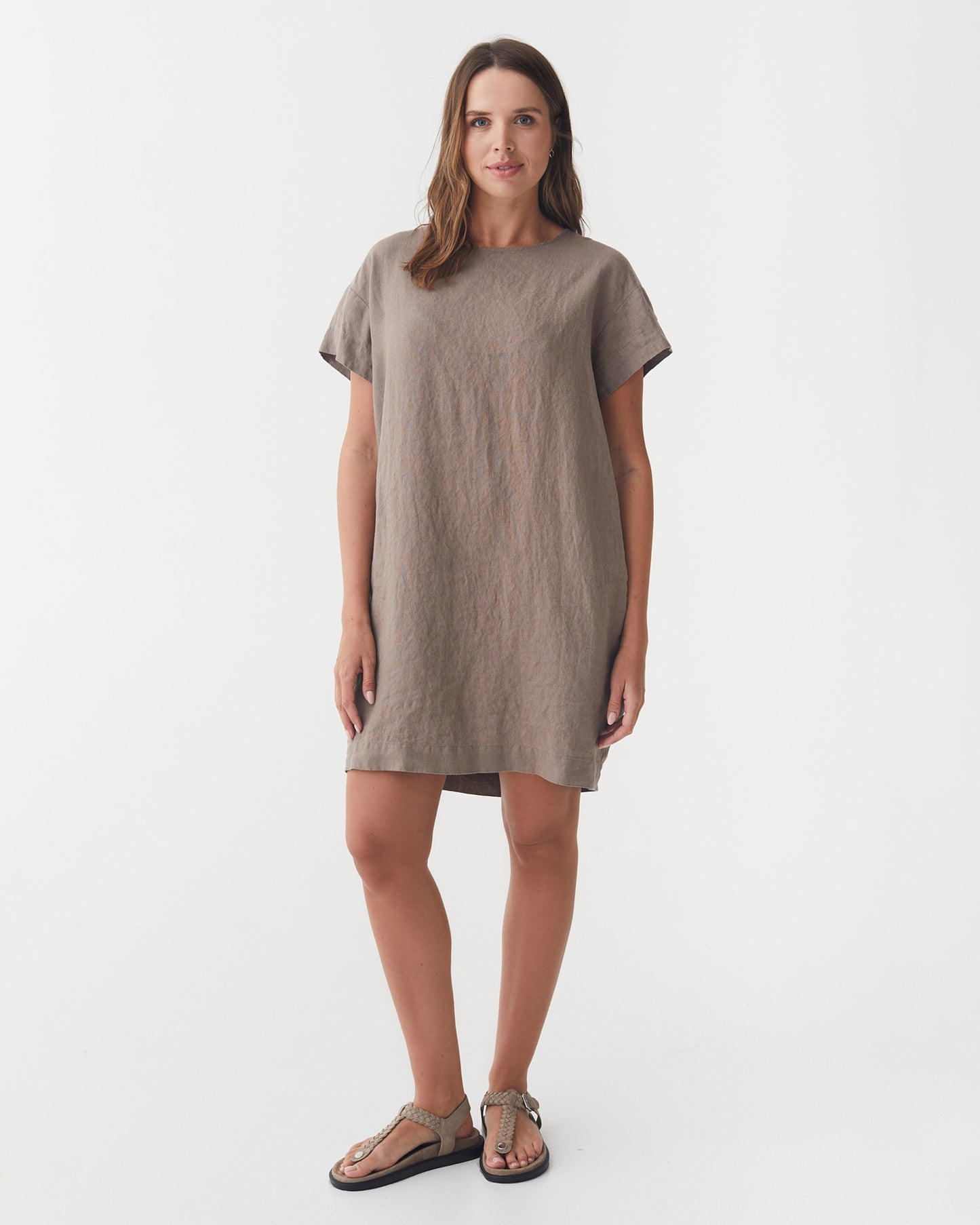 Linen mini dress SIWA in Deep taupe | MagicLinen