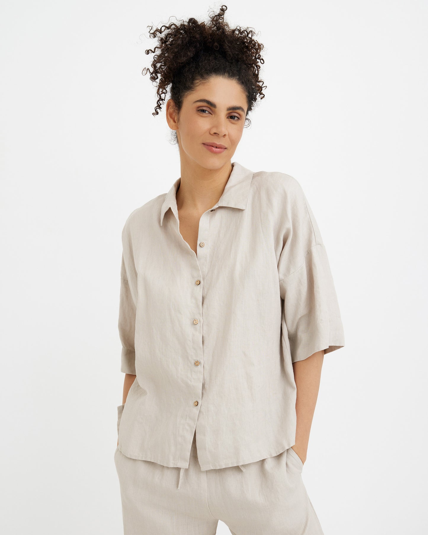 Leinen-Pyjama-Set AVEIRA in Schwarz