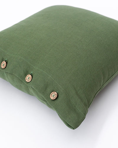 Linen pillowcase with buttons in Forest green - MagicLinen