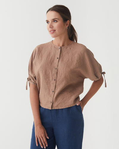 Linen Puff Sleeve Top GAYA in Pastel brown | MagicLinen modelBoxOn