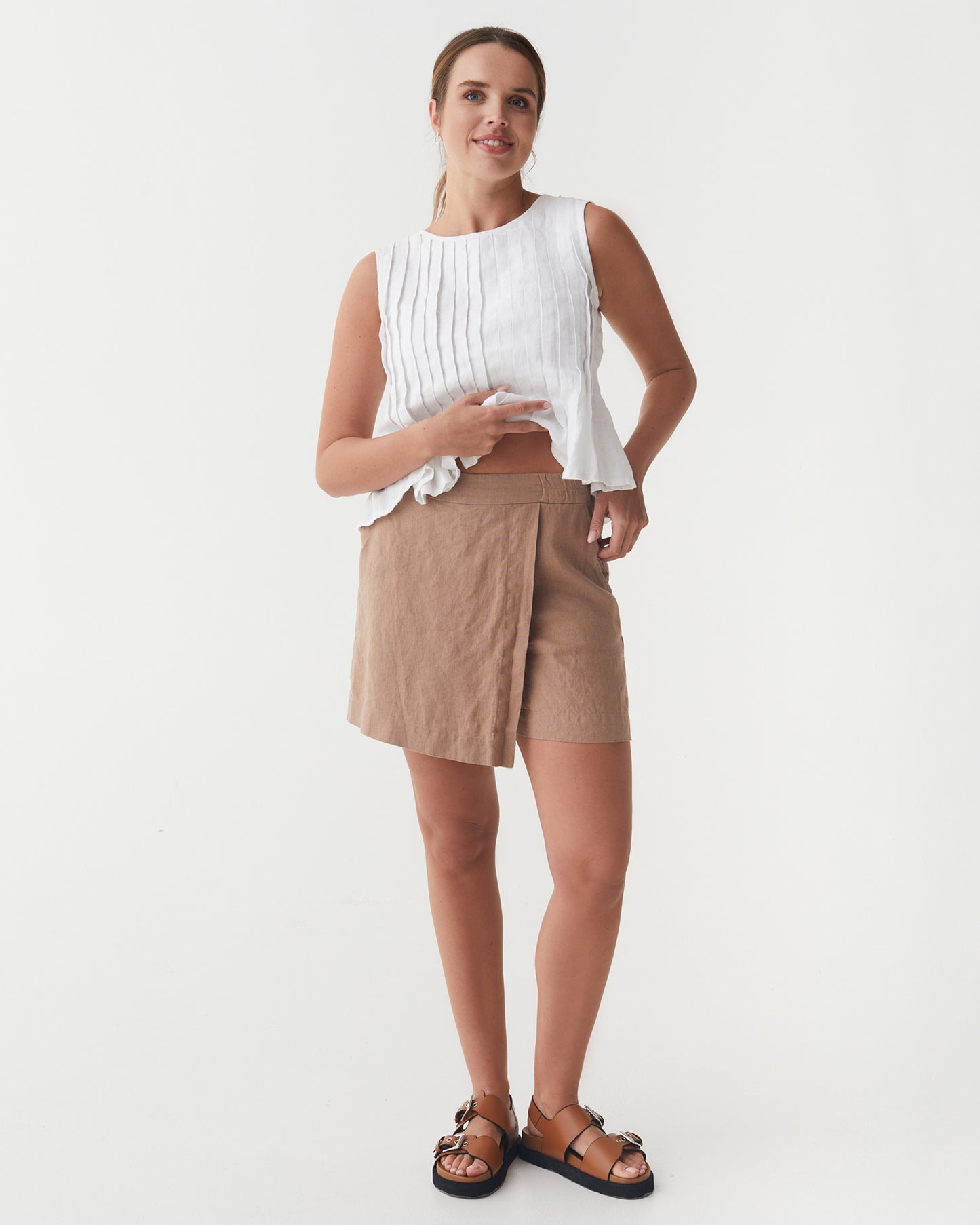 Linen Skort ANGUILLA in Pastel brown | MagicLinen