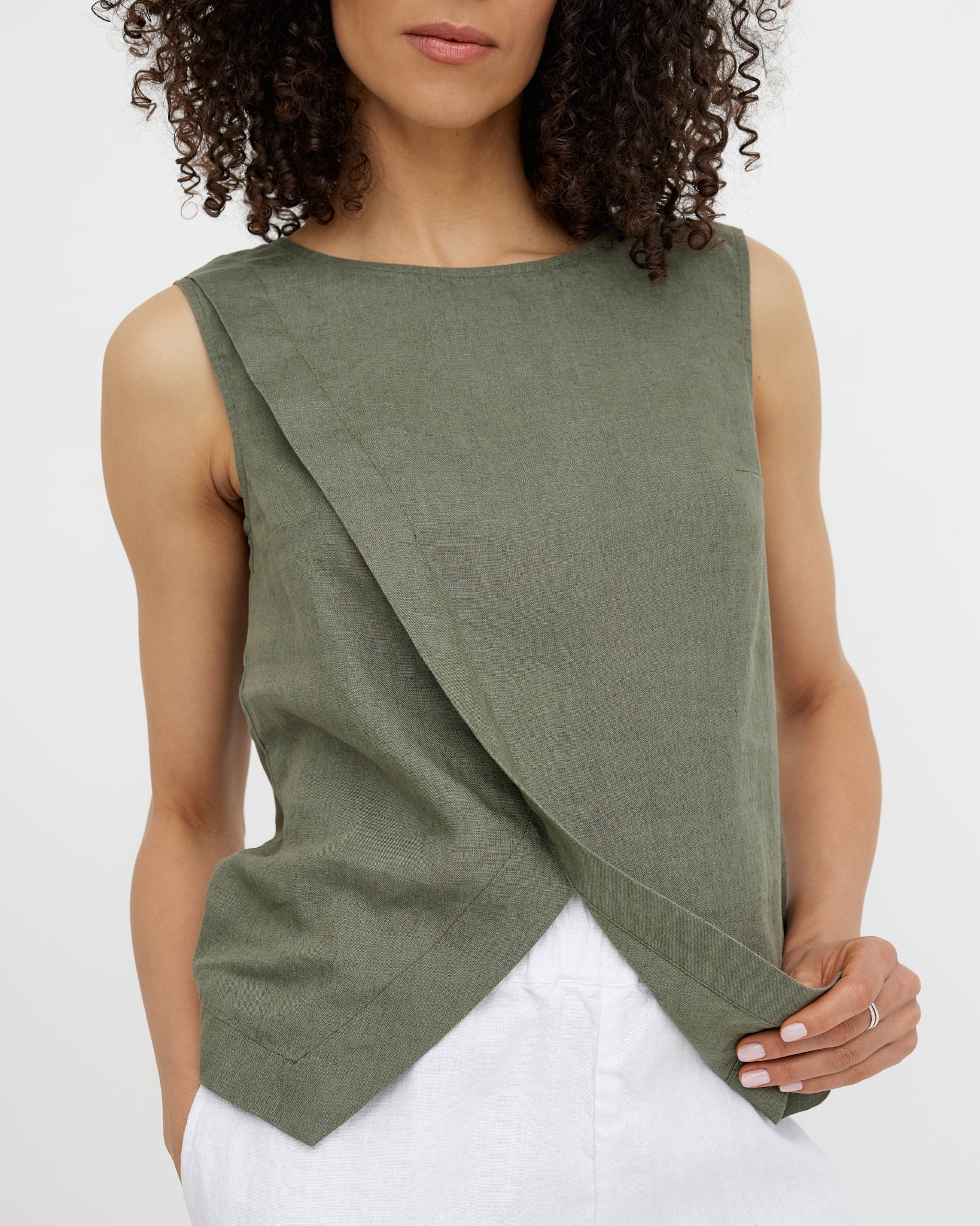 MagicLinen Mist green HOUSTON linen top with fitted silhouette and hip-length coverage  