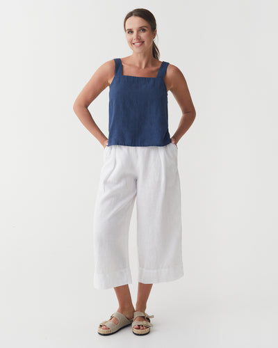 Linen tank top OLINDA in Deep navy blue | MagicLinen modelBoxOn