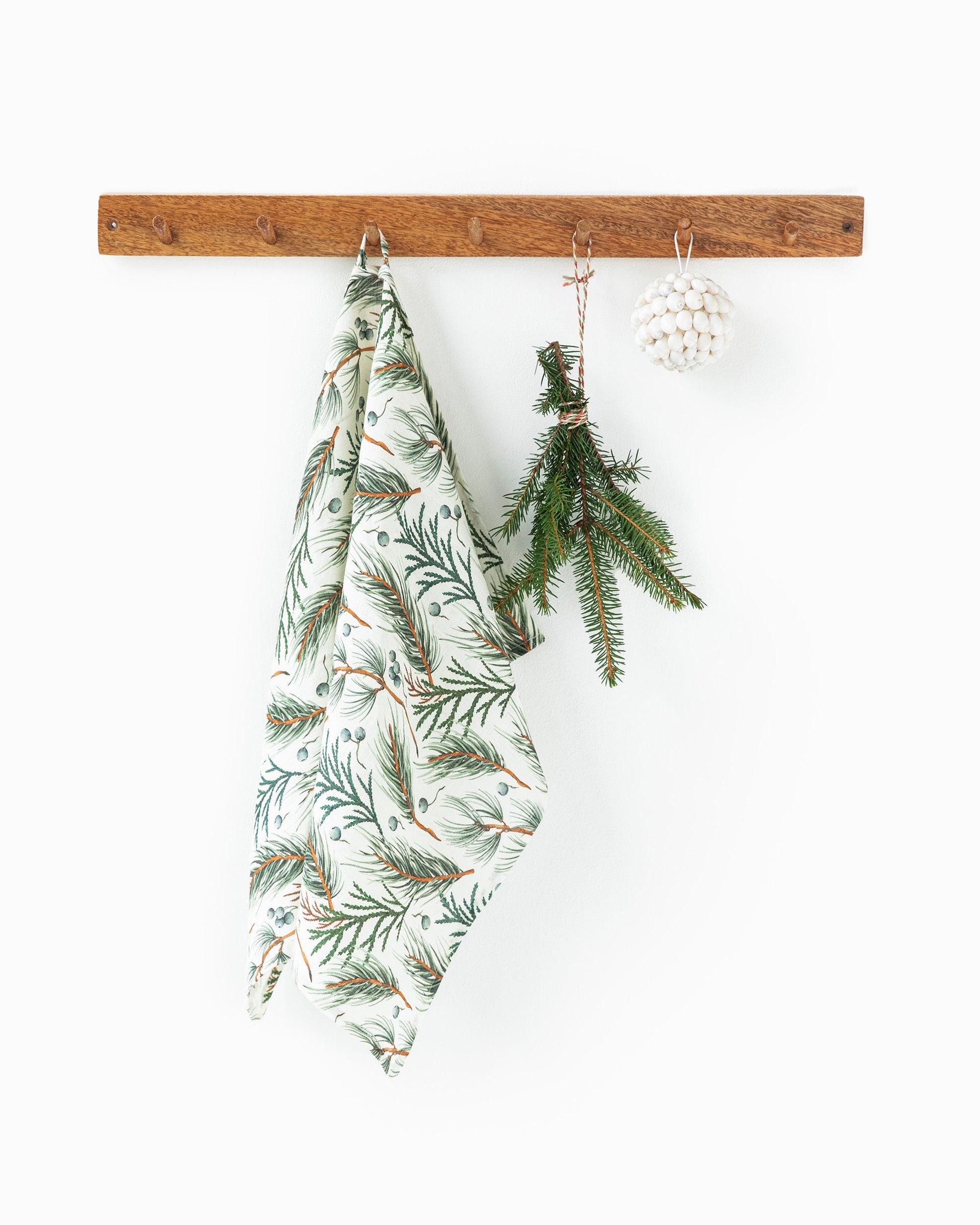 Linen tea towel in White & winter print