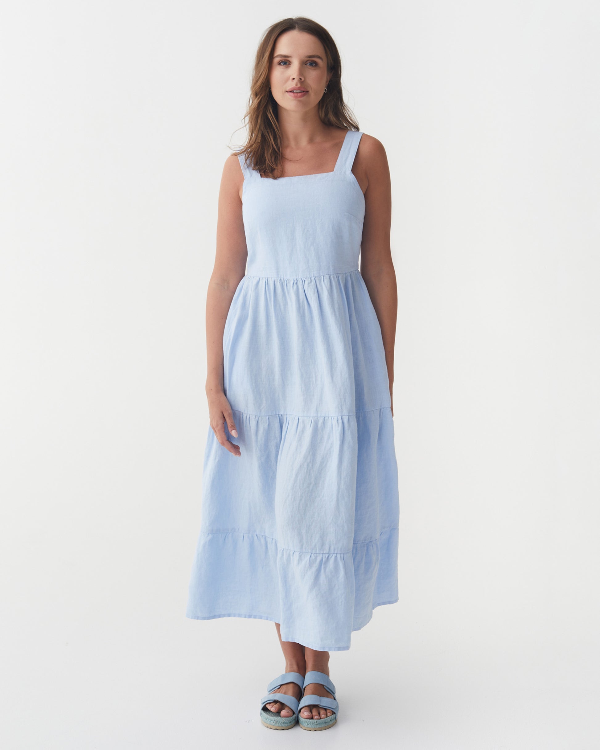 Linen tiered dress IRUYA in Vivid blue | MagicLinen modelBoxOn