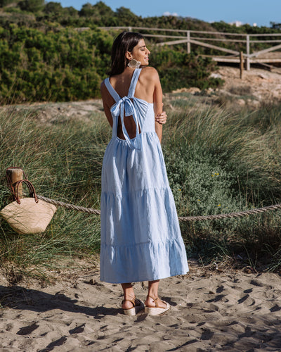 Linen tiered dress IRUYA in Vivid blue | MagicLinen modelBoxOn2