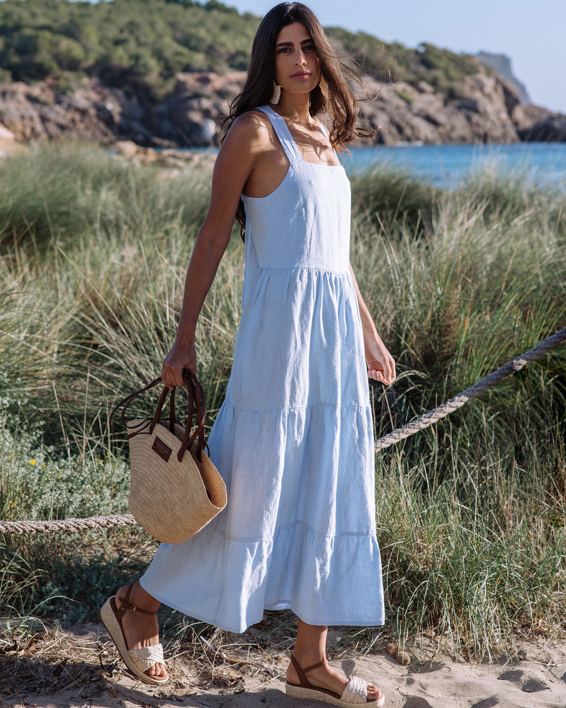 Linen tiered dress IRUYA in Vivid blue | MagicLinen modelBoxOn2