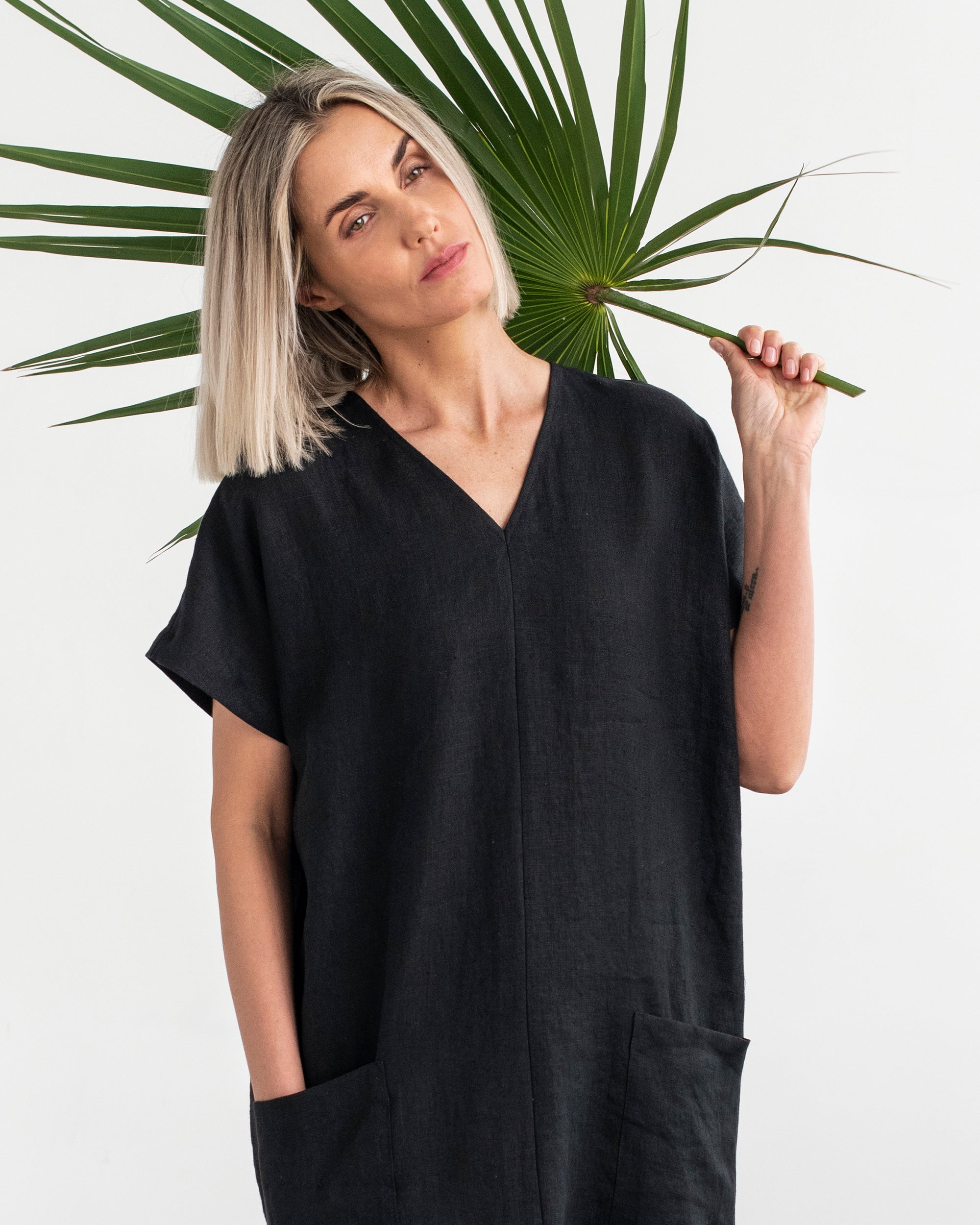 Black linen tunic clearance dress