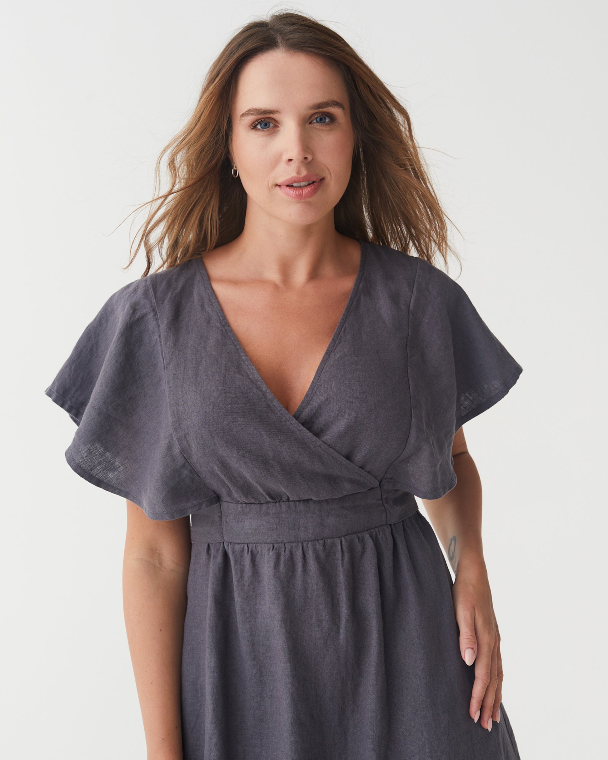 Linen wrap dress YOHO in Anthracite