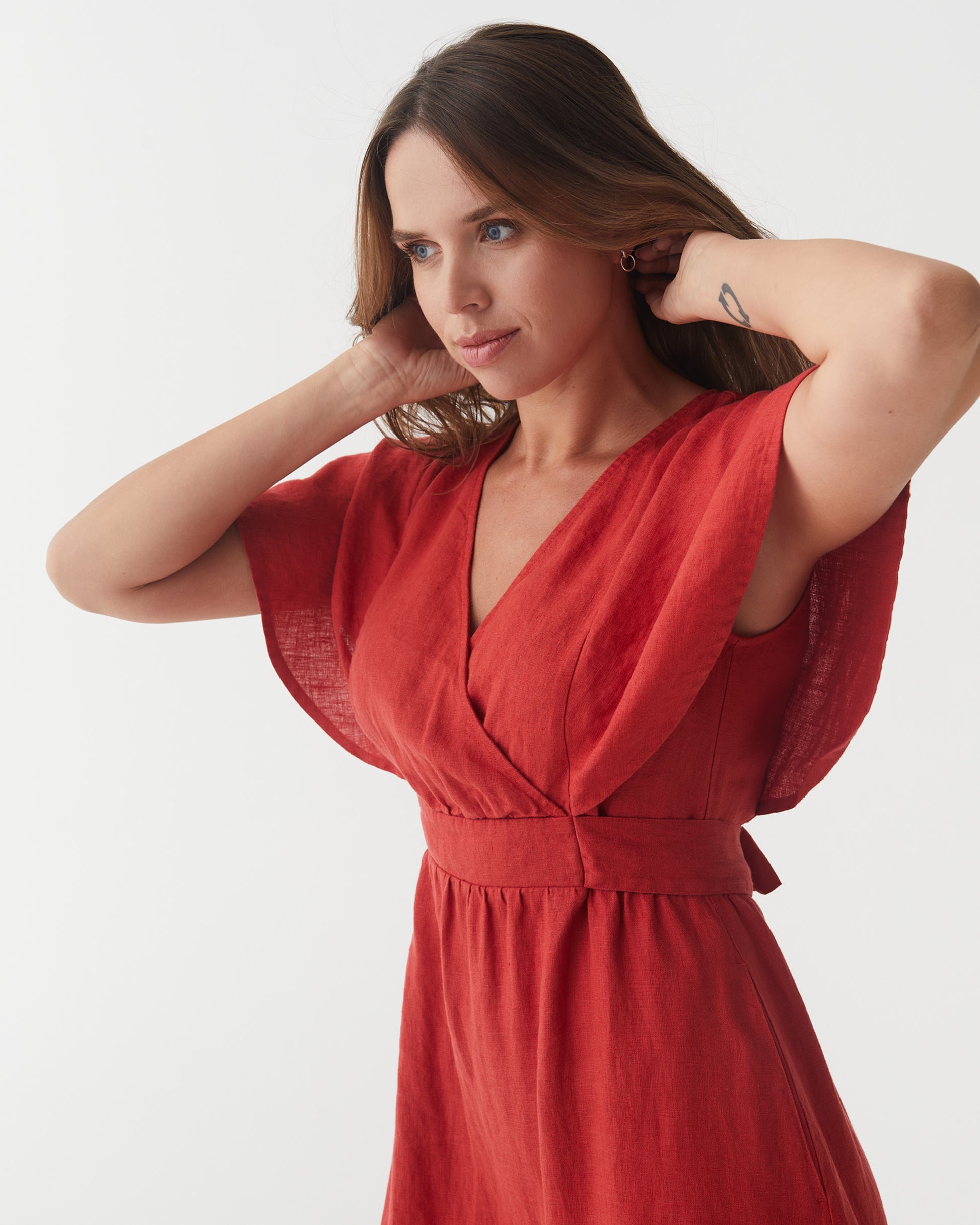 Linen wrap dress YOHO in Aurora red | MagicLinen L Linen wrap dress YOHO in Aurora red | MagicLinen L