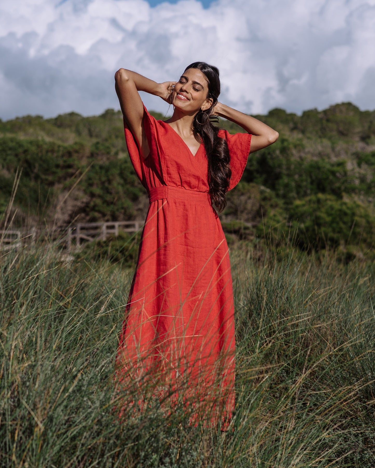 Linen wrap dress YOHO in Aurora red | MagicLinen