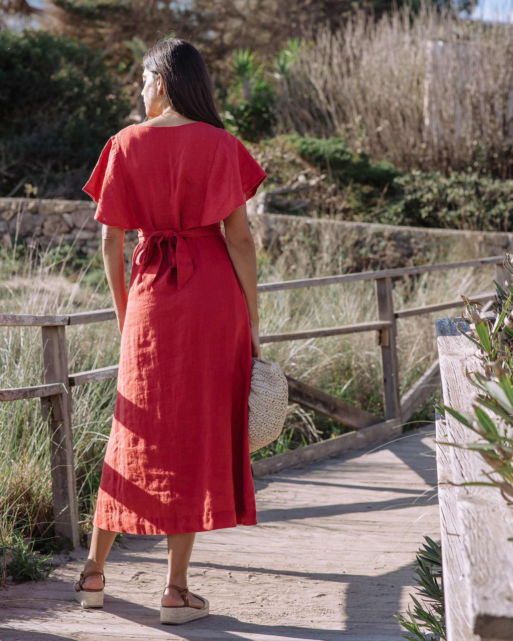 Linen wrap dress YOHO in Aurora red | MagicLinen L Linen wrap dress YOHO in Aurora red | MagicLinen L