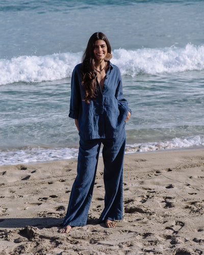 Long-Sleeve Linen Shirt ISLAY in Deep navy blue | MagicLinen