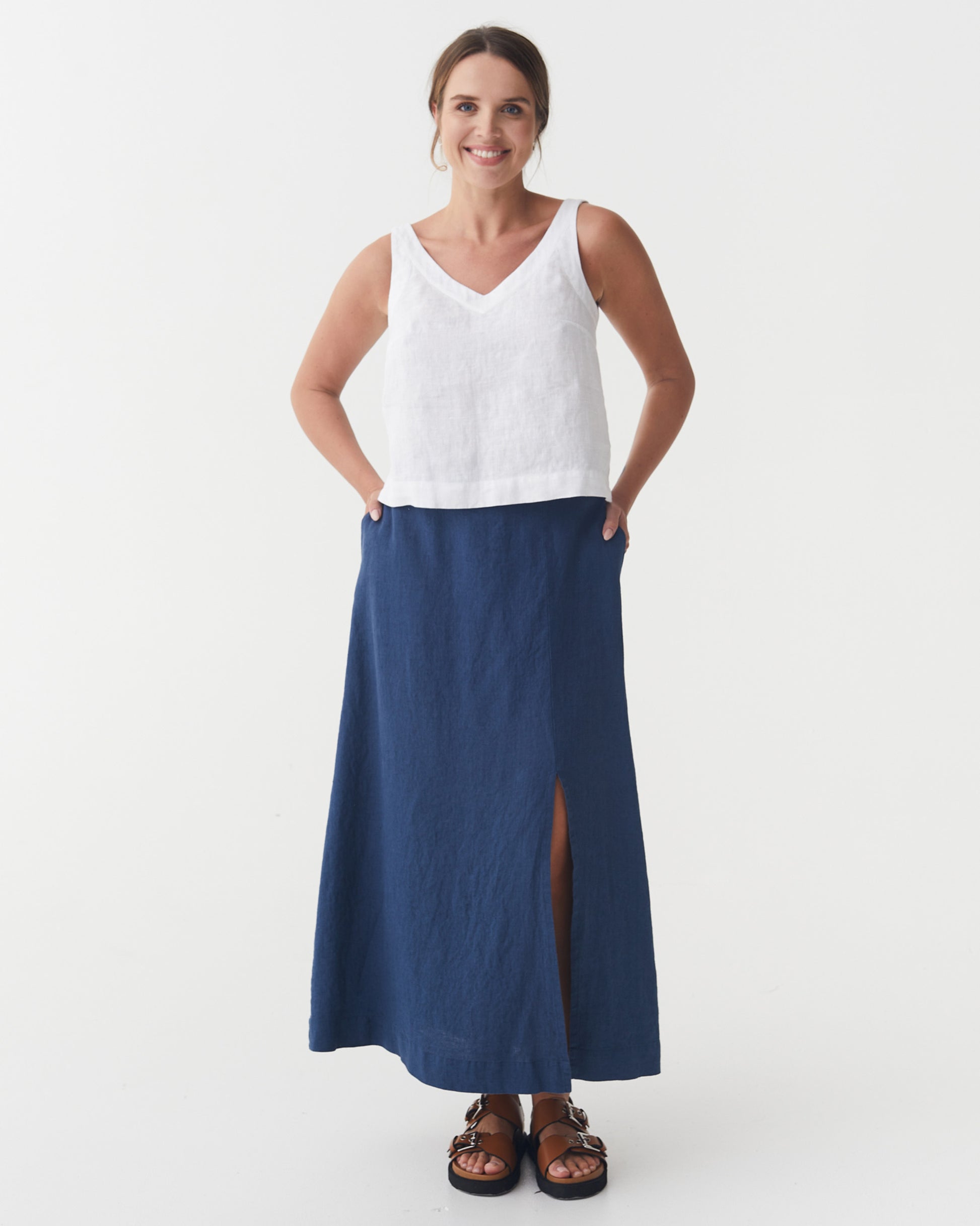 Maxi Linen Skirt SENTOSA in Deep navy blue