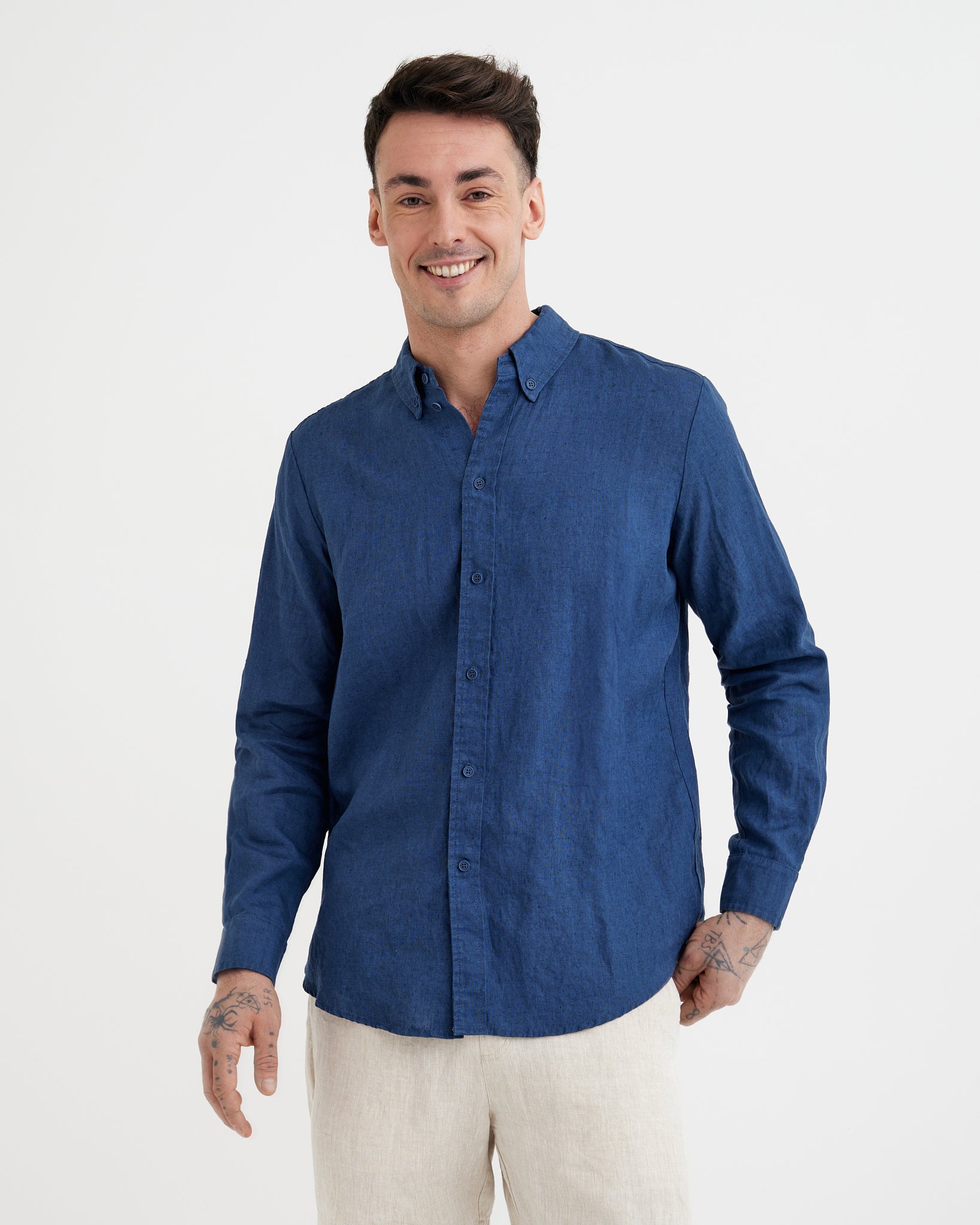 MagicLinen Deep navy blue Men’s Linen Shirt BOSTON, 100% European flax linen 160 gsm modelBoxOn