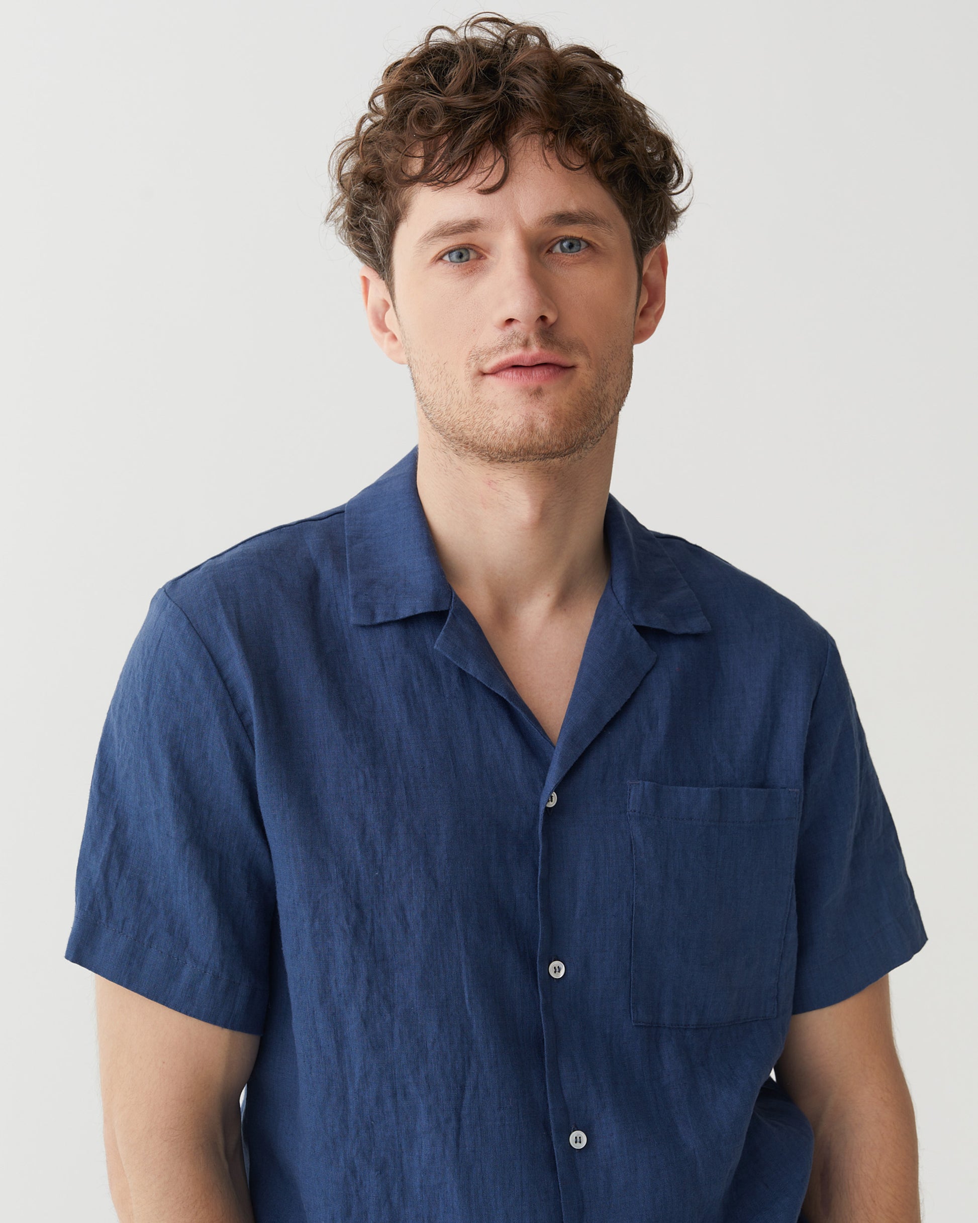 Men's linen camp shirt HAWI in Deep navy blue | MagicLinen